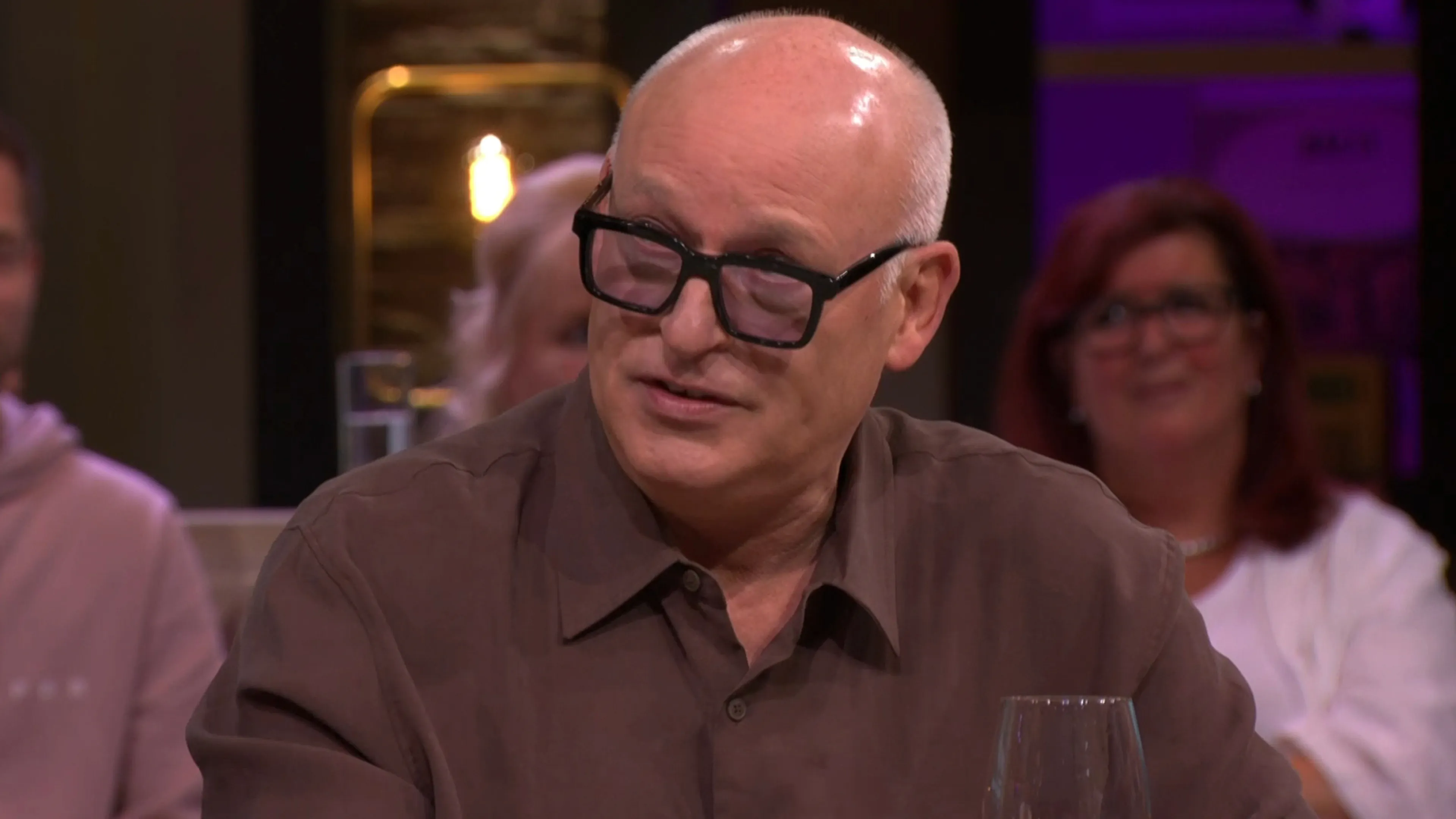 René openhartig over dwangneuroses: 'Ik heb een paar klappen van de molen gehad'