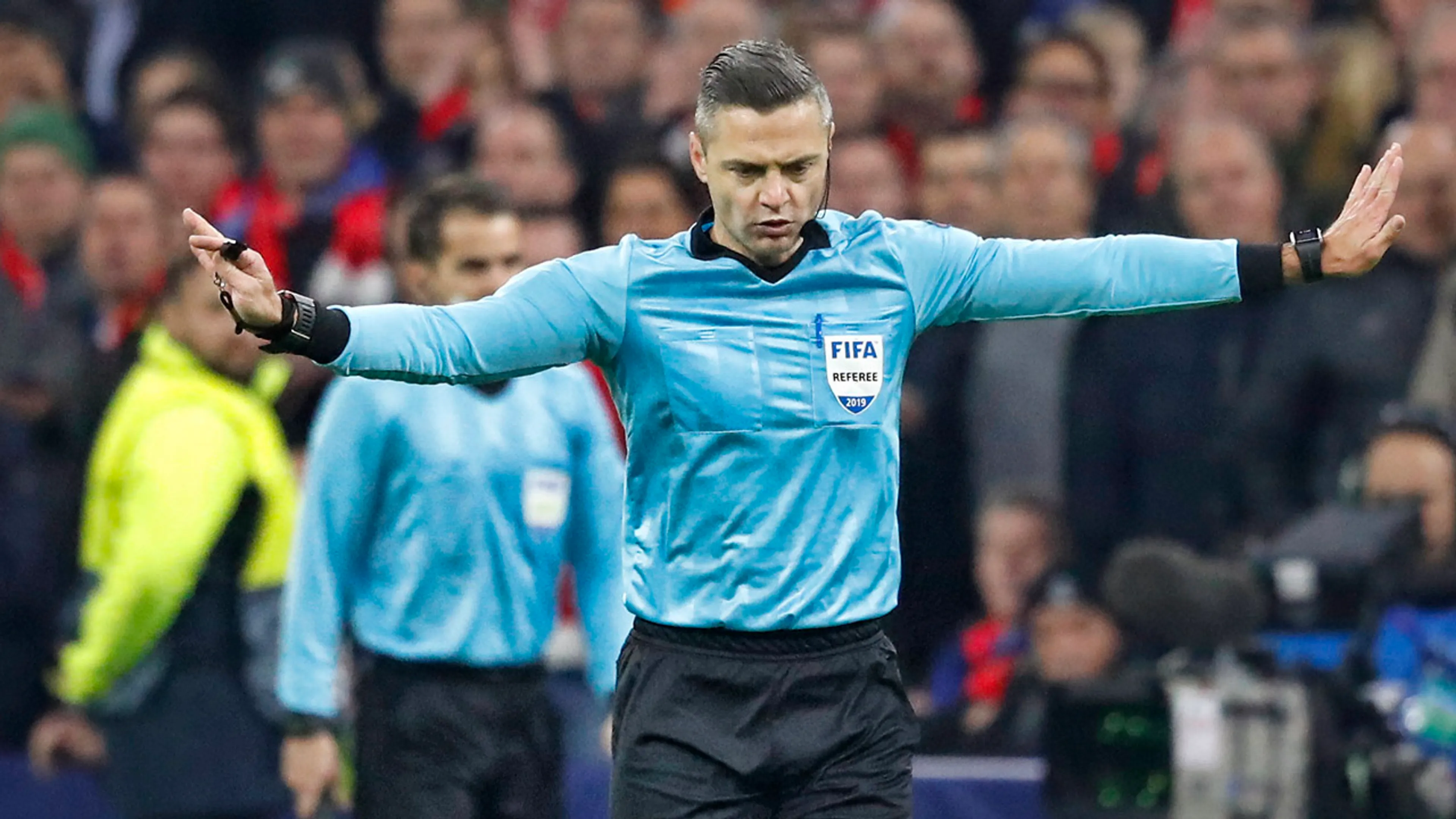 UEFA wijzigde scheidsrechter Ajax-Real na verzoek uit Madrid