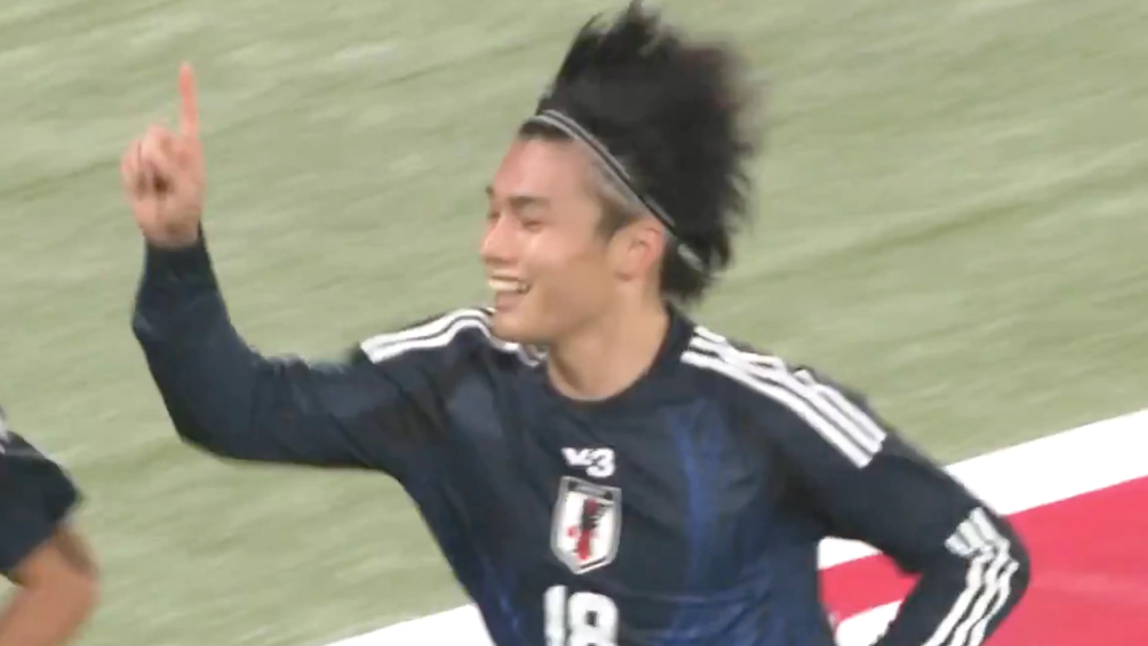 Videogoal: Ayase Ueda kopt Japan naar oefenzege op Brazilië