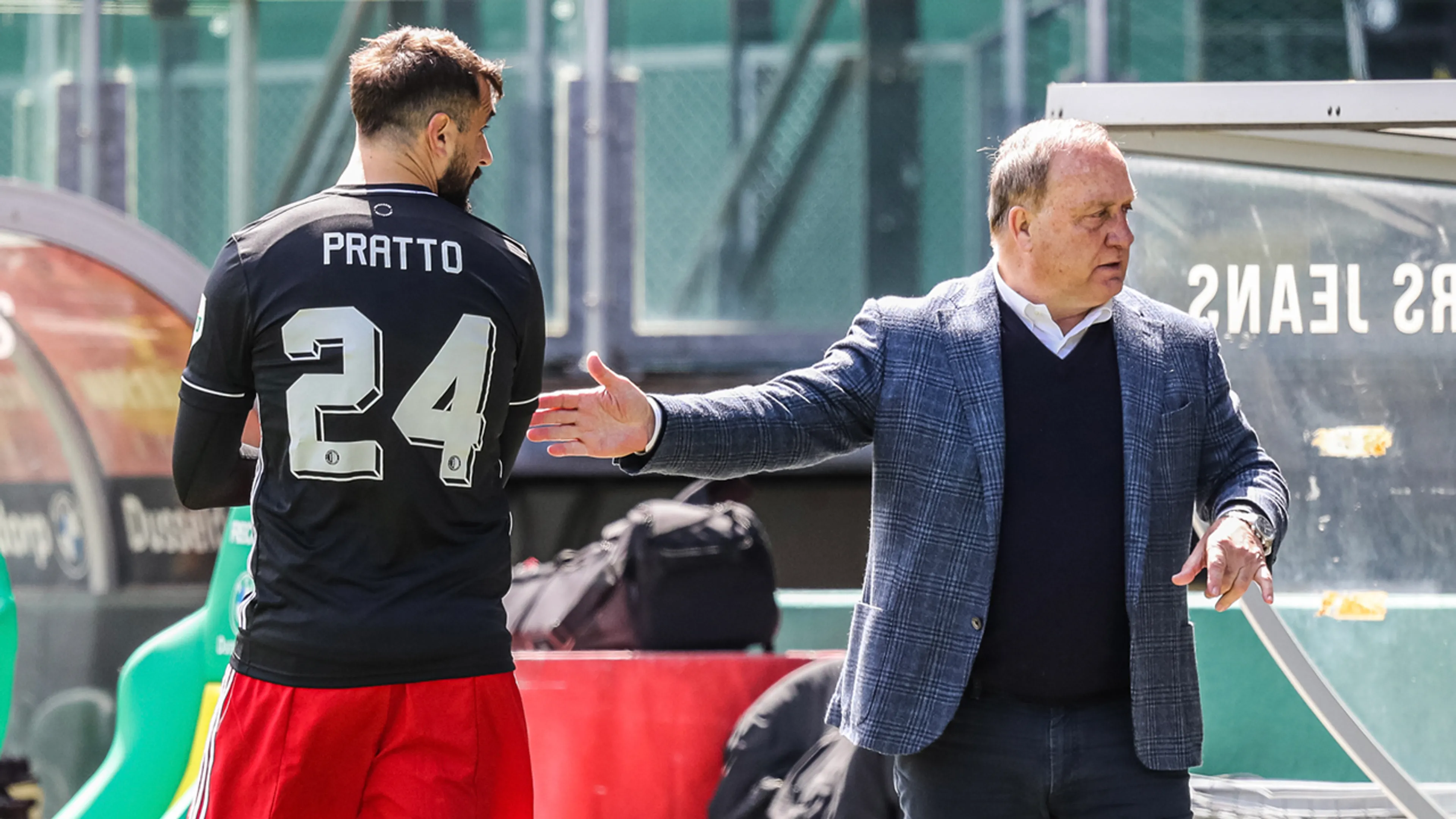 'Er lopen spelers bij Feyenoord die het shirt niet mogen dragen'