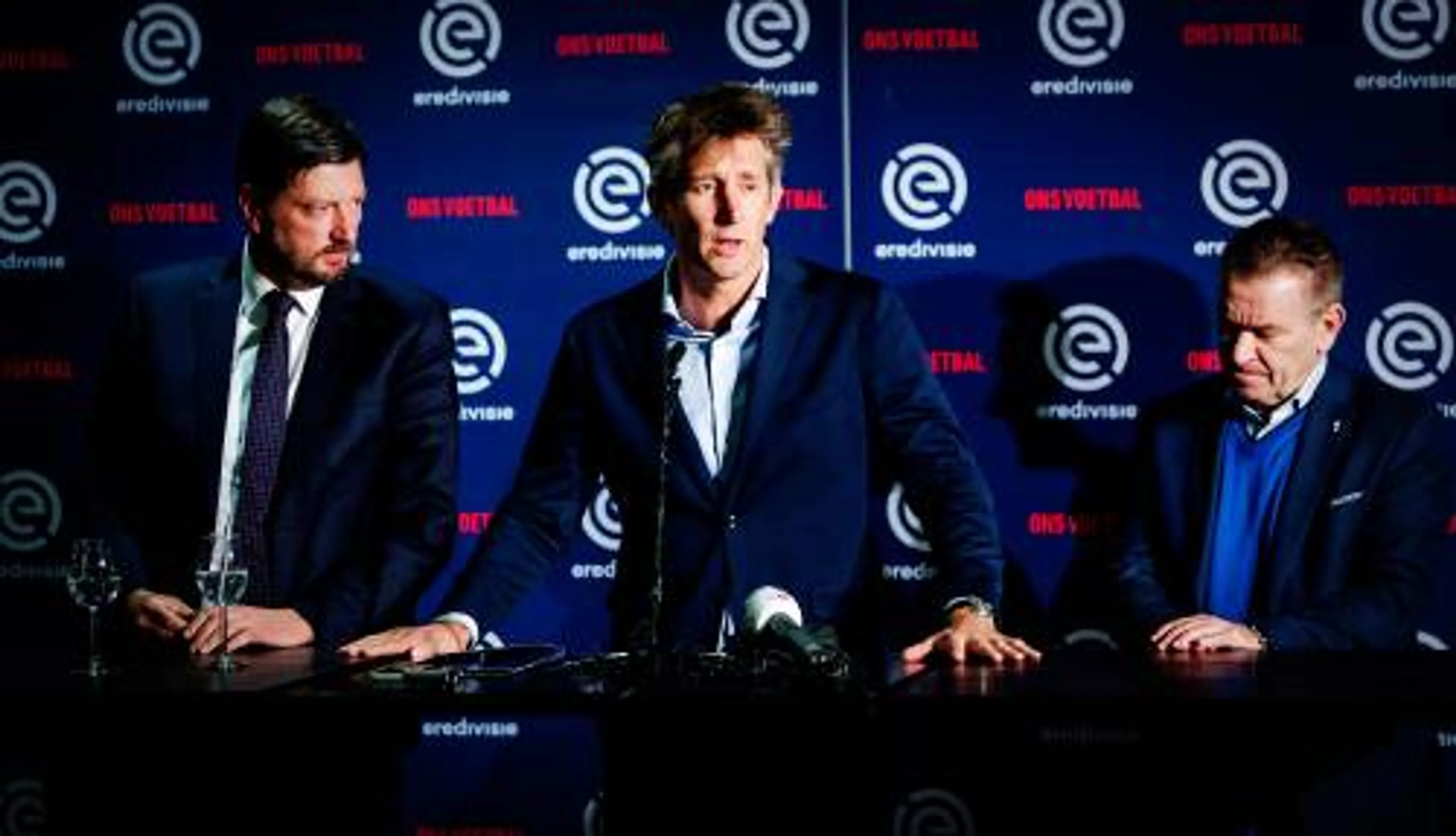 Van der Sar baalt van uitblijven veranderingen