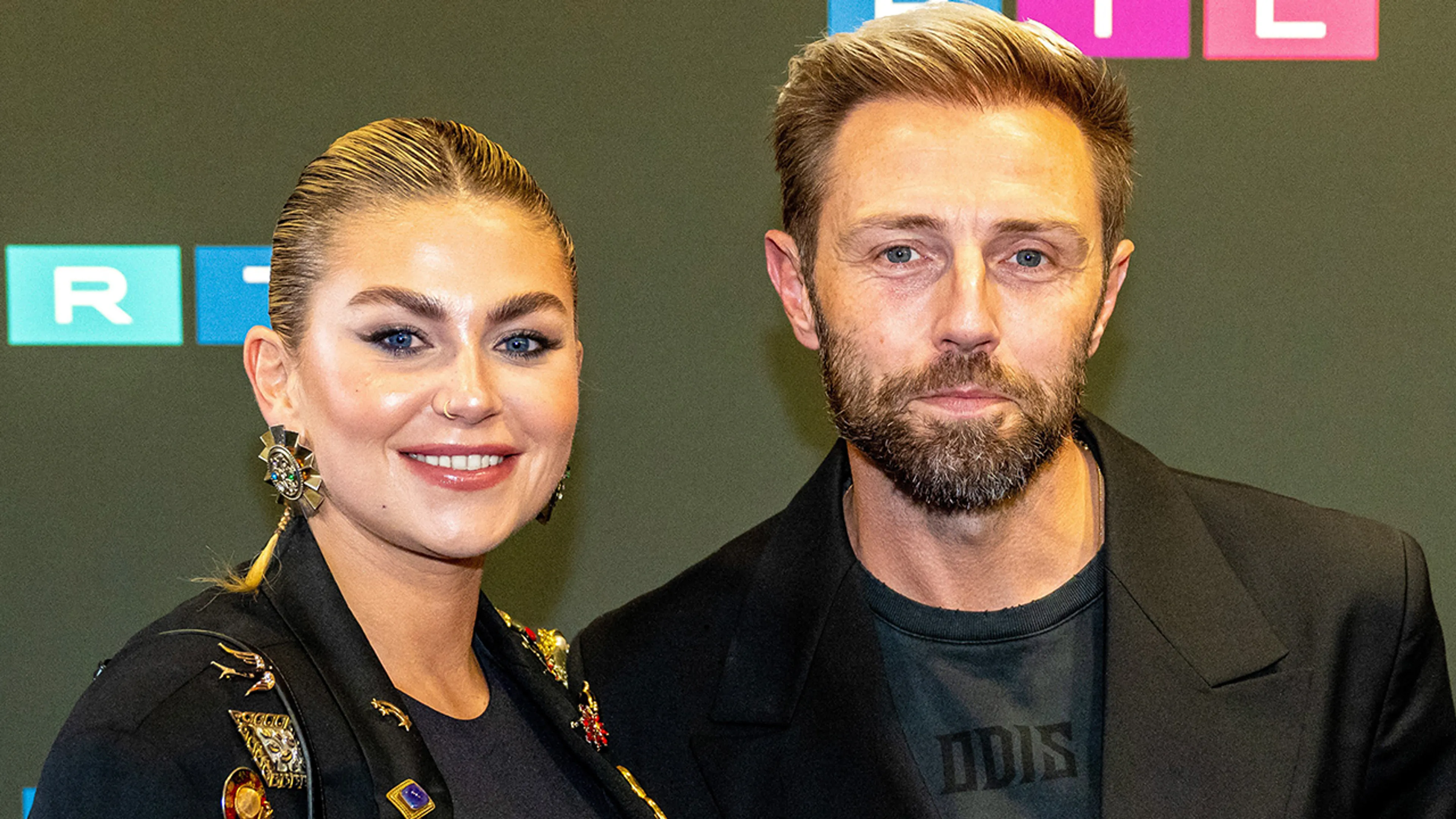 Roxeanne Hazes getrouwd met Erik Zwennes: 'De beste ja van mijn leven'