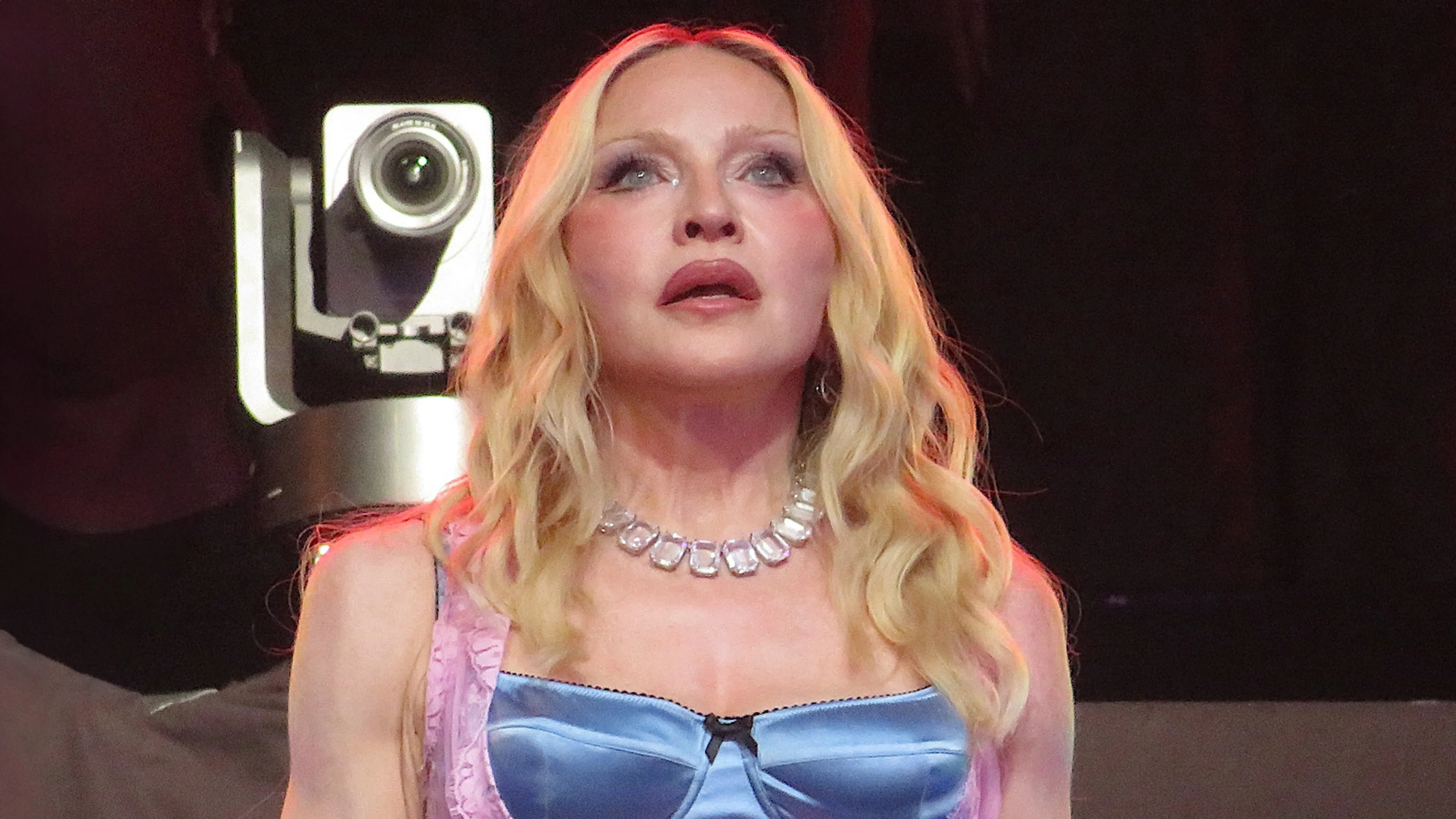Madonna verrast met Nederlands bericht op Instagram: 'Ik heb iets waar ik over wil praten'