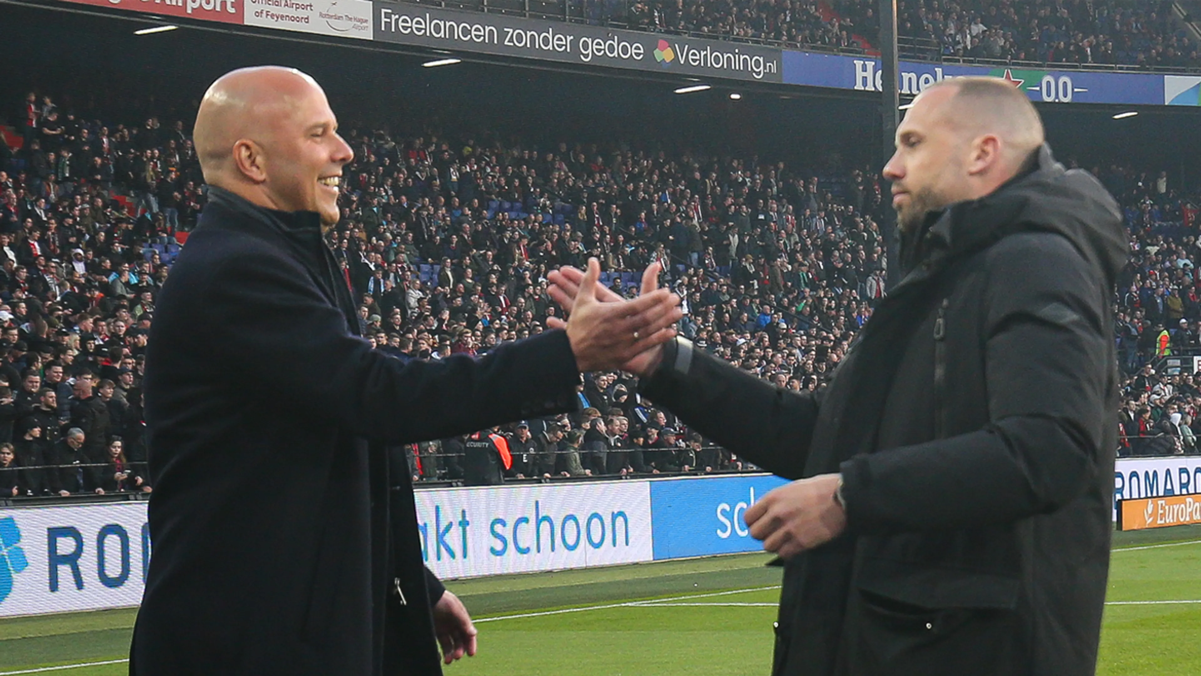 ‘Slot wil Heitinga opnemen in technische staf Liverpool’