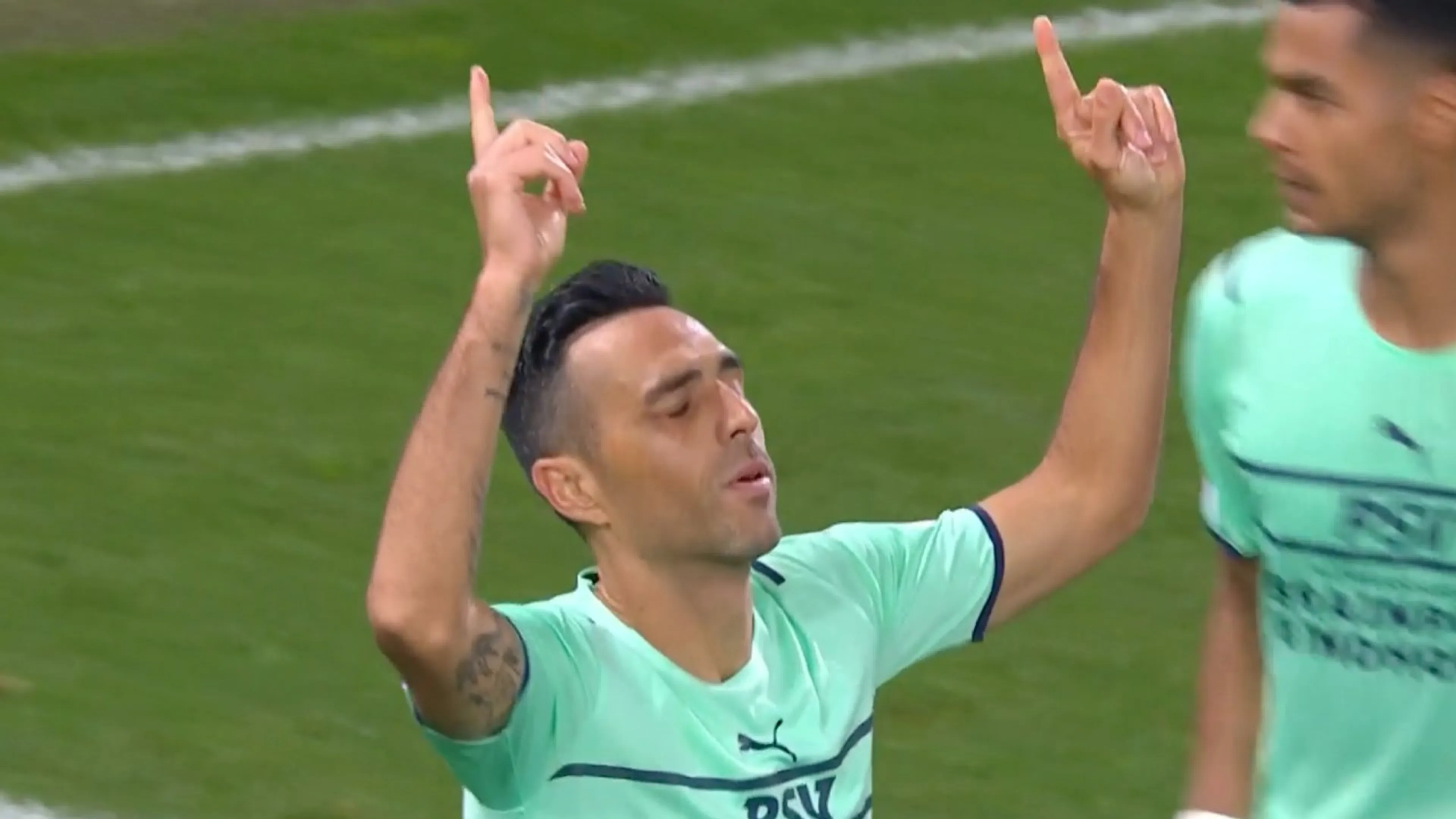 VIDEOGOAL: Sturm Graz - PSV 0-2 (Zahavi)