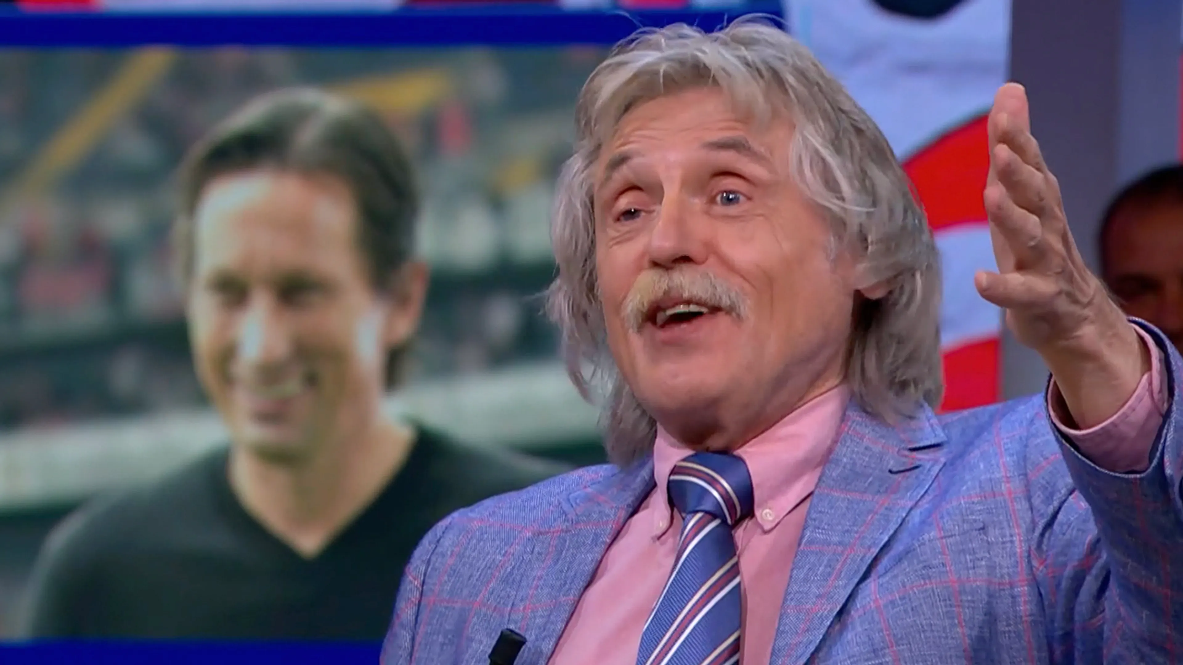 Johan niet onder de indruk van PSV'er: 'Met die vierkante kop!'