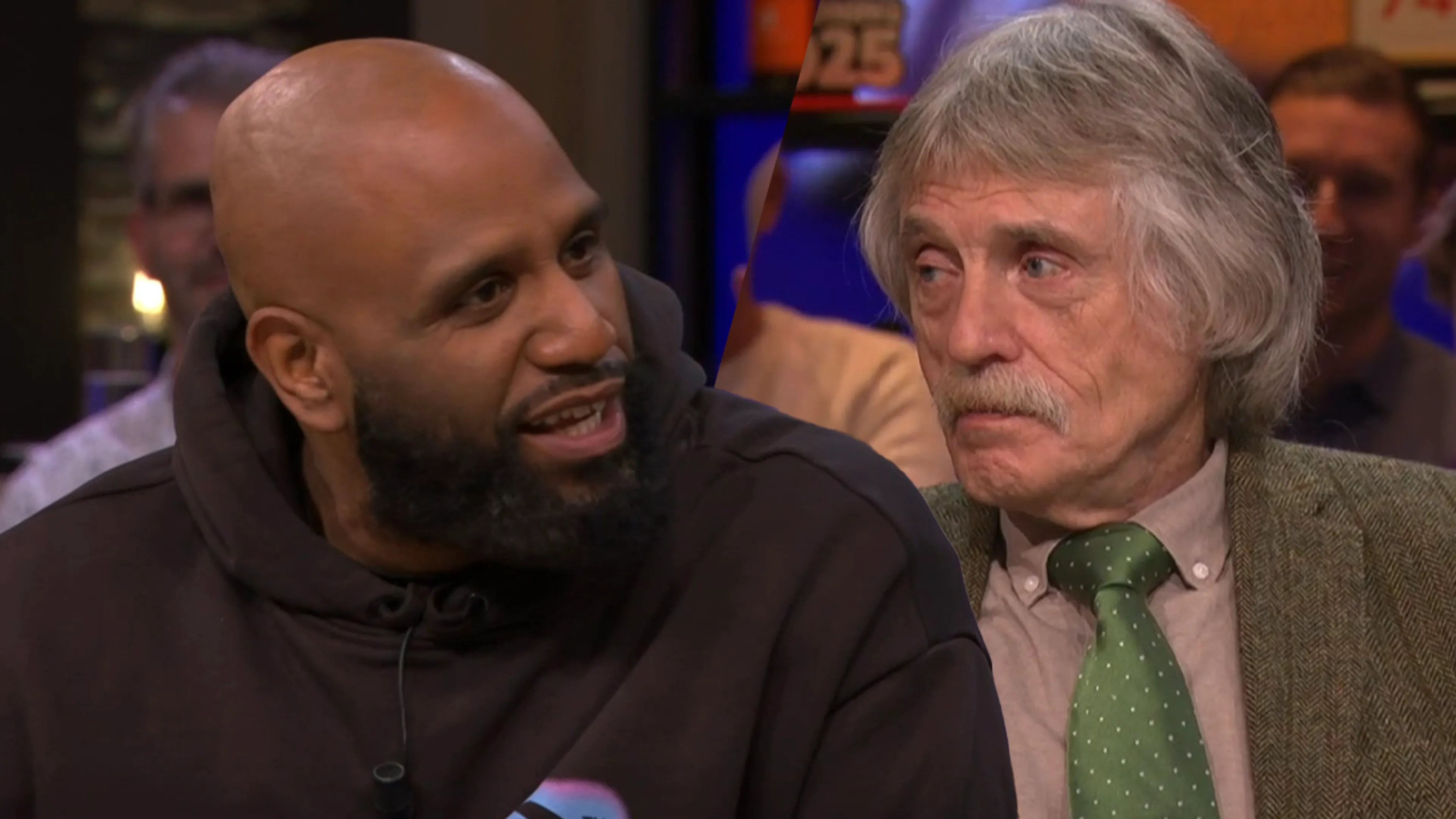 Johan Derksen na opmerking Willie Wartaal: 'Oh Willie, ik had je zo hoog zitten...'