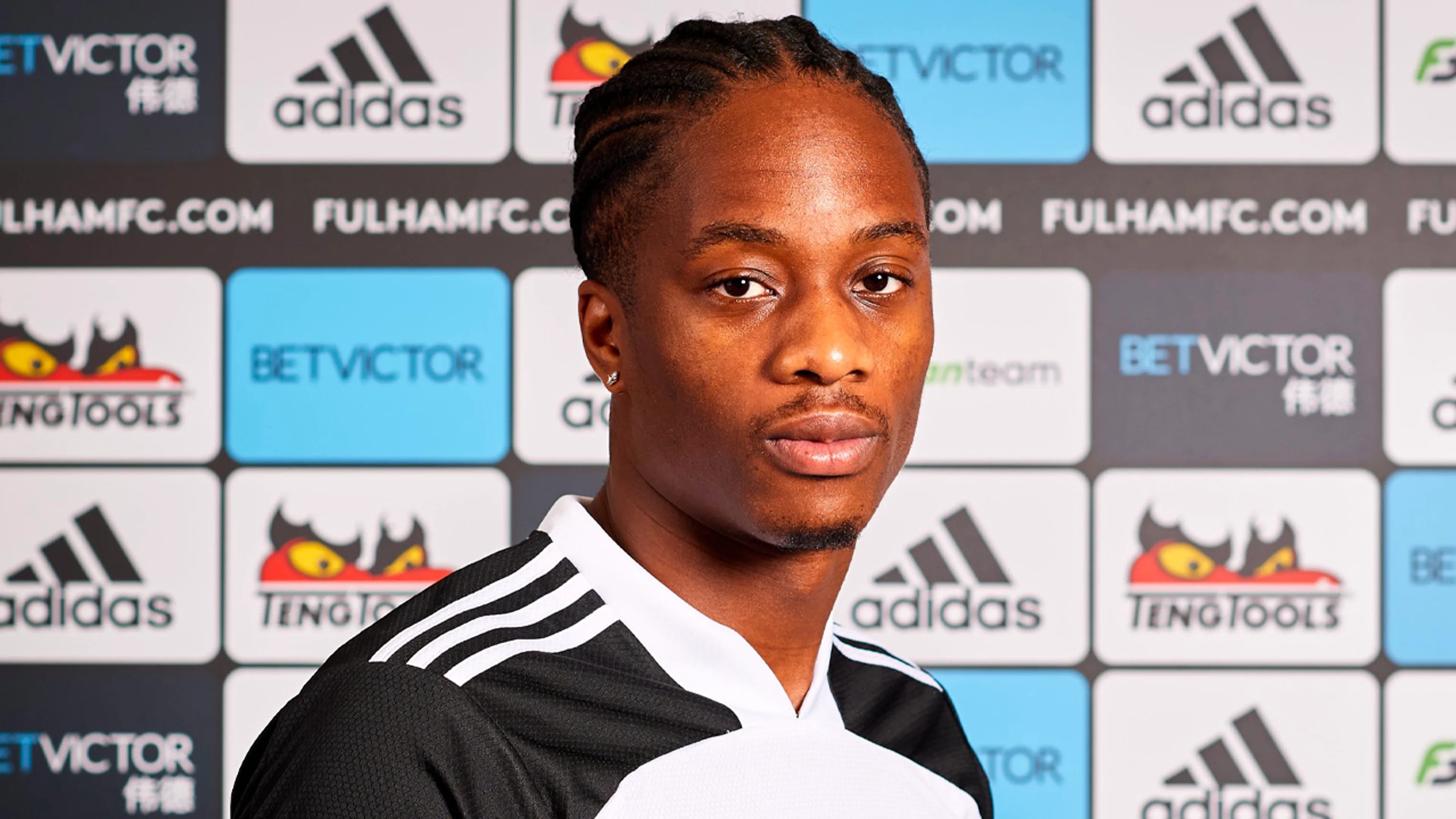 'Terence Kongolo keert mogelijk terug in de Eredivisie'