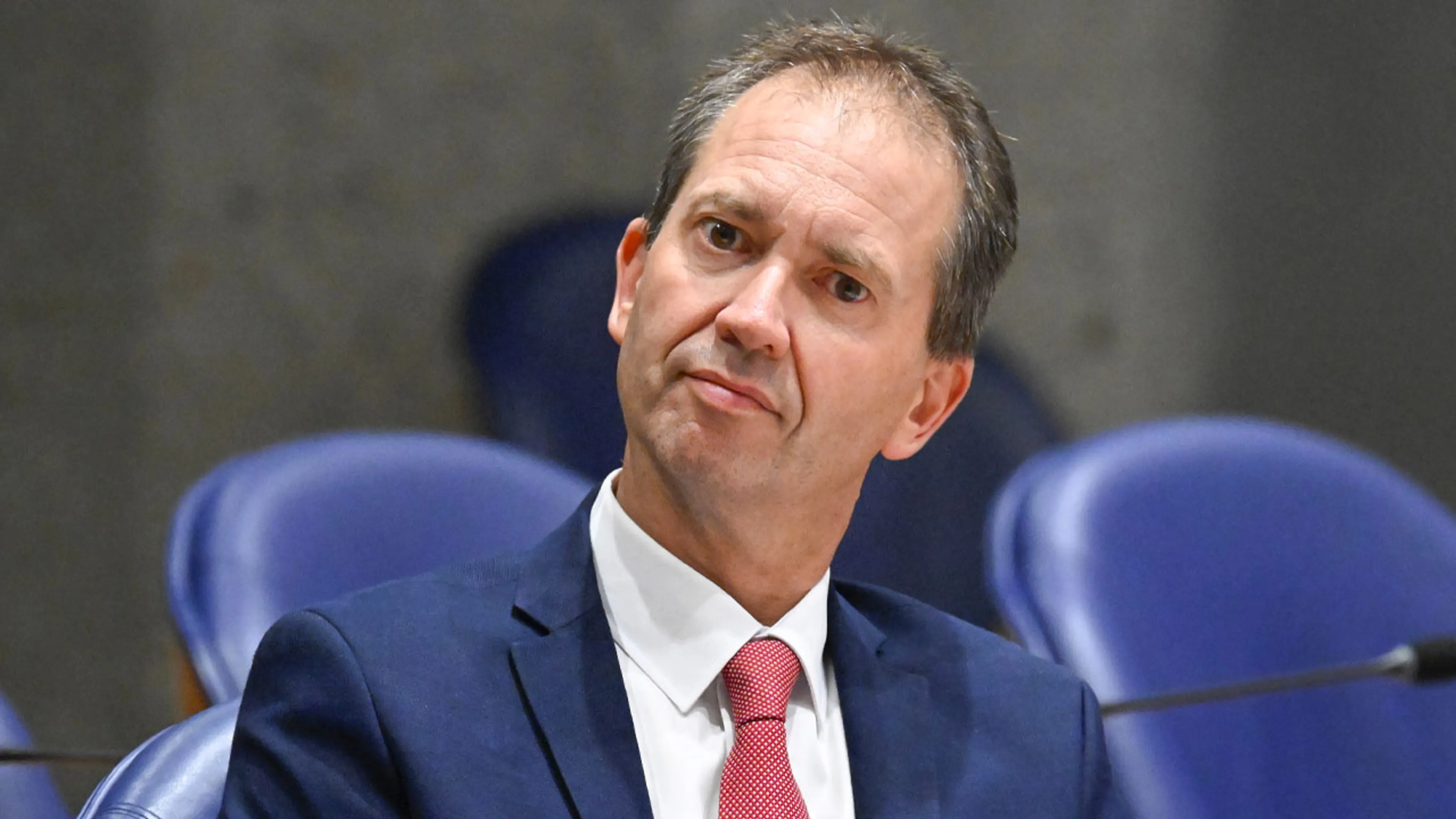 Van Hijum: structureel geld voor vroegpensioenregeling