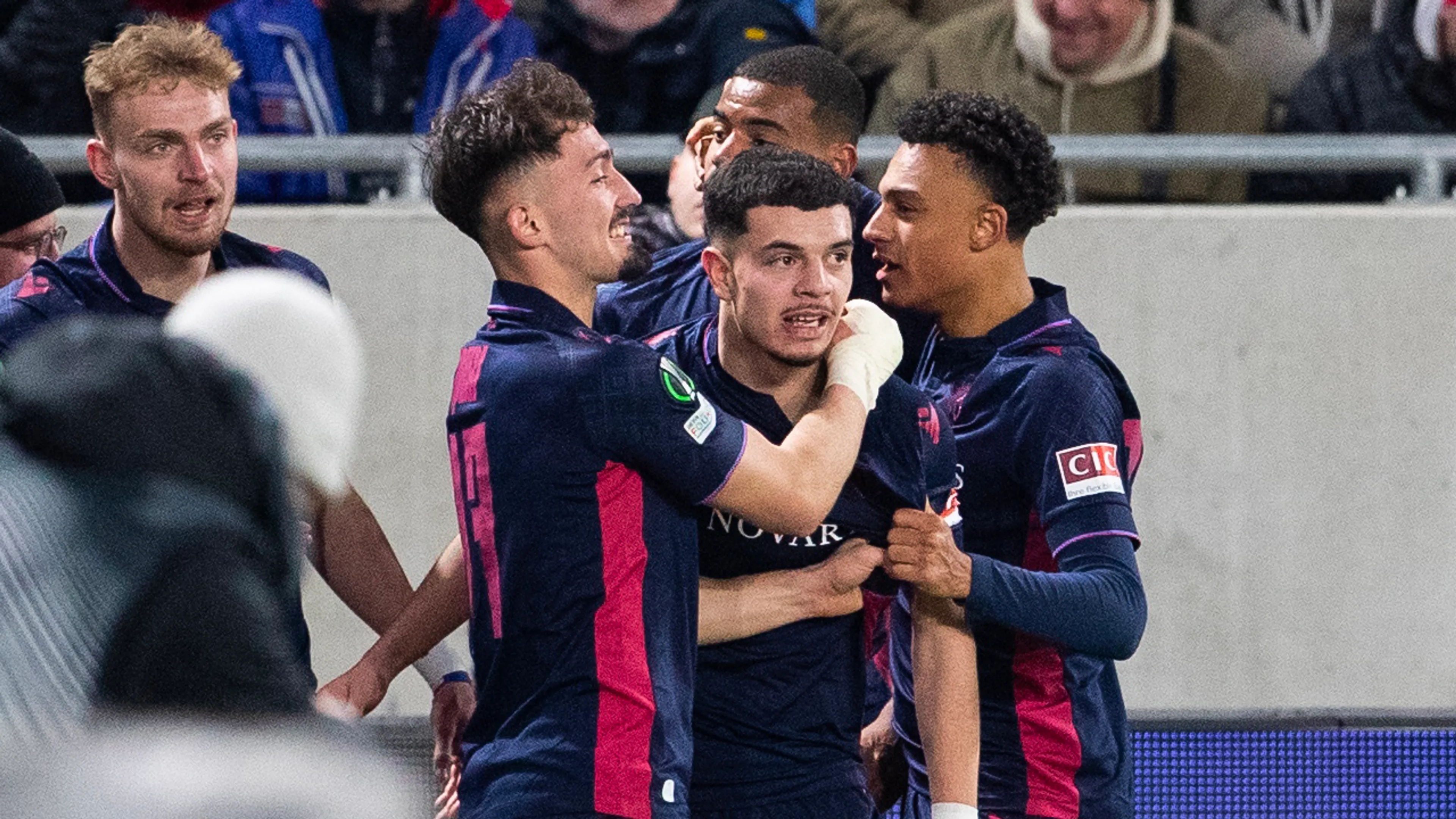 SAMENVATTING: Slovan Bratislava - FC Basel (Achtste finale Conference League)