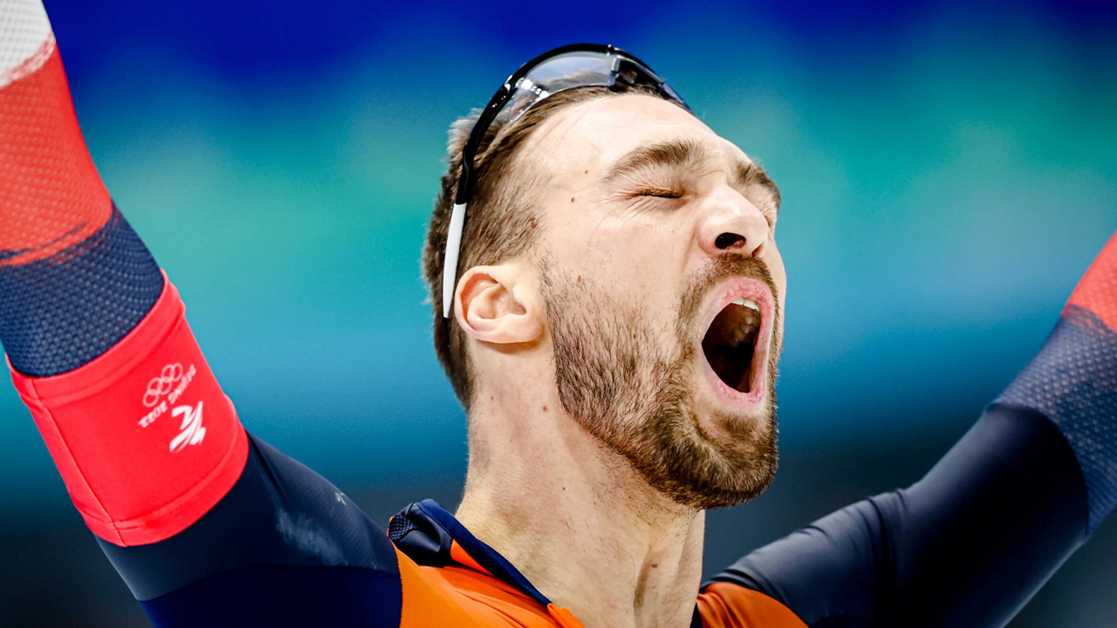 Kjeld Nuis prolongeert Olympische titel op 1500 meter, zilver voor Thomas Krol