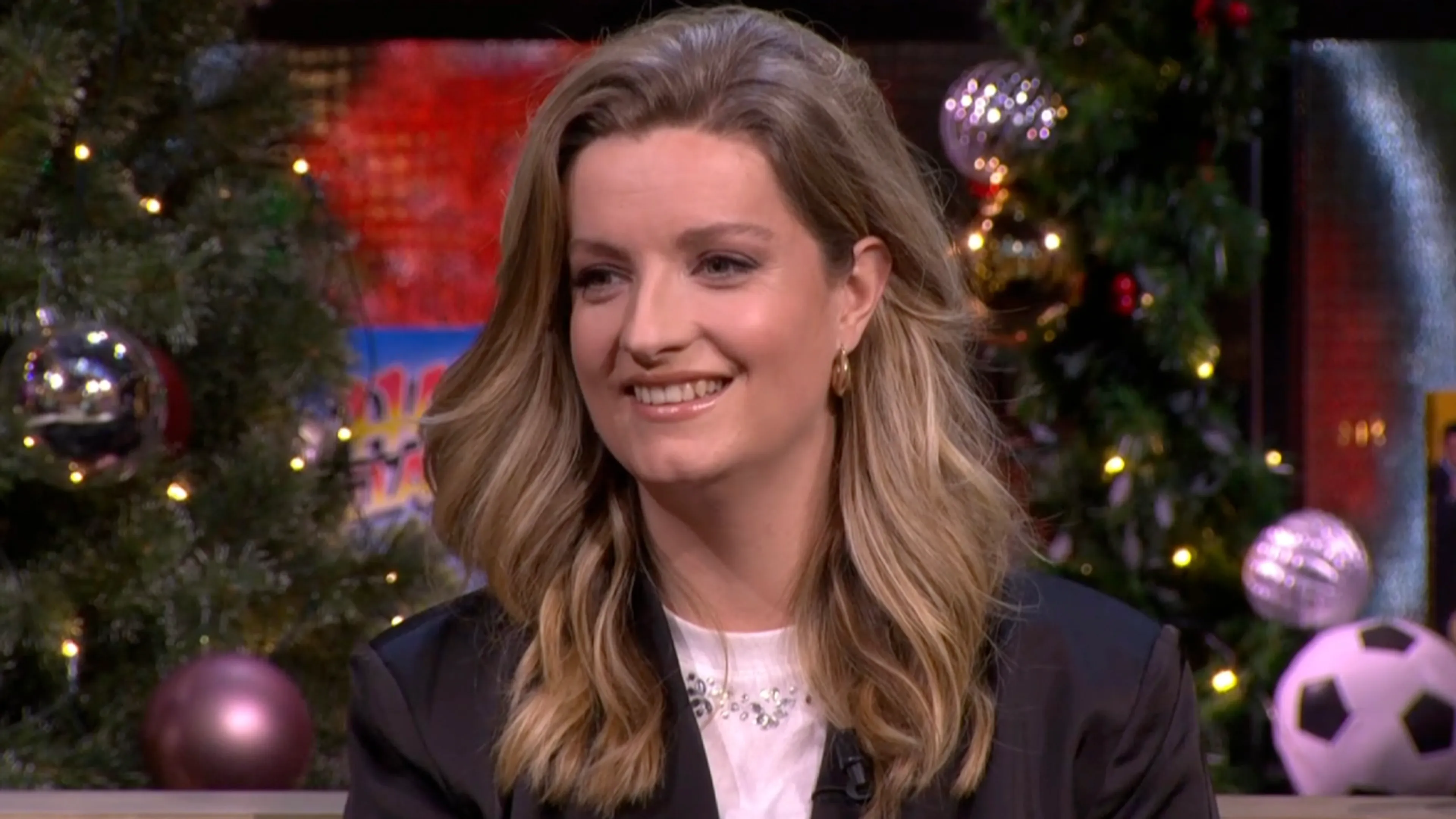 Merel Ek binnenkort in de studio bij WK Darts: 'Ik vind het heel leuk om naar te kijken!'