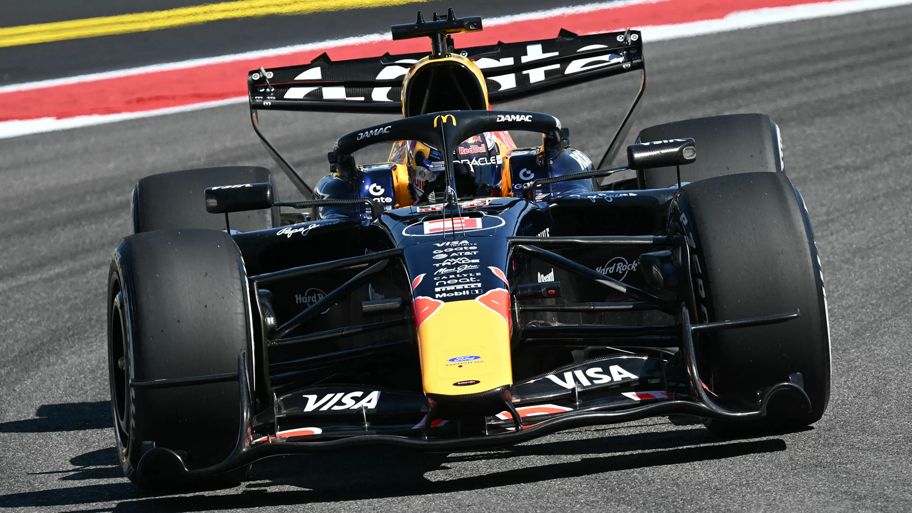 Max Verstappen kwalificeert zich als tweede voor de GP van Amerika, Kimi Antonelli pakt pole
