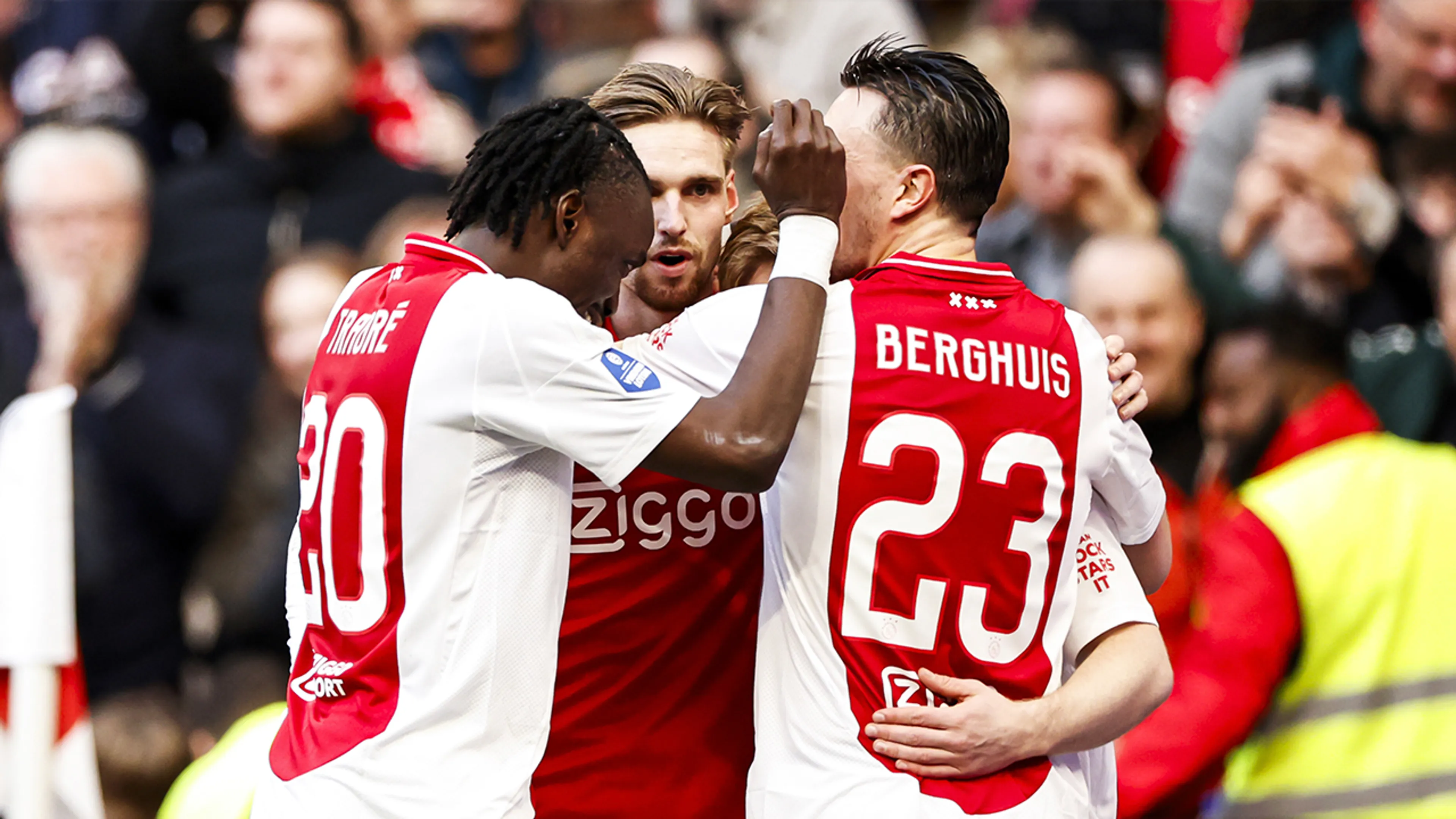 'Ajax speelt met bijzonder jubileumtenue tegen AZ; eerste schets uitgelekt'