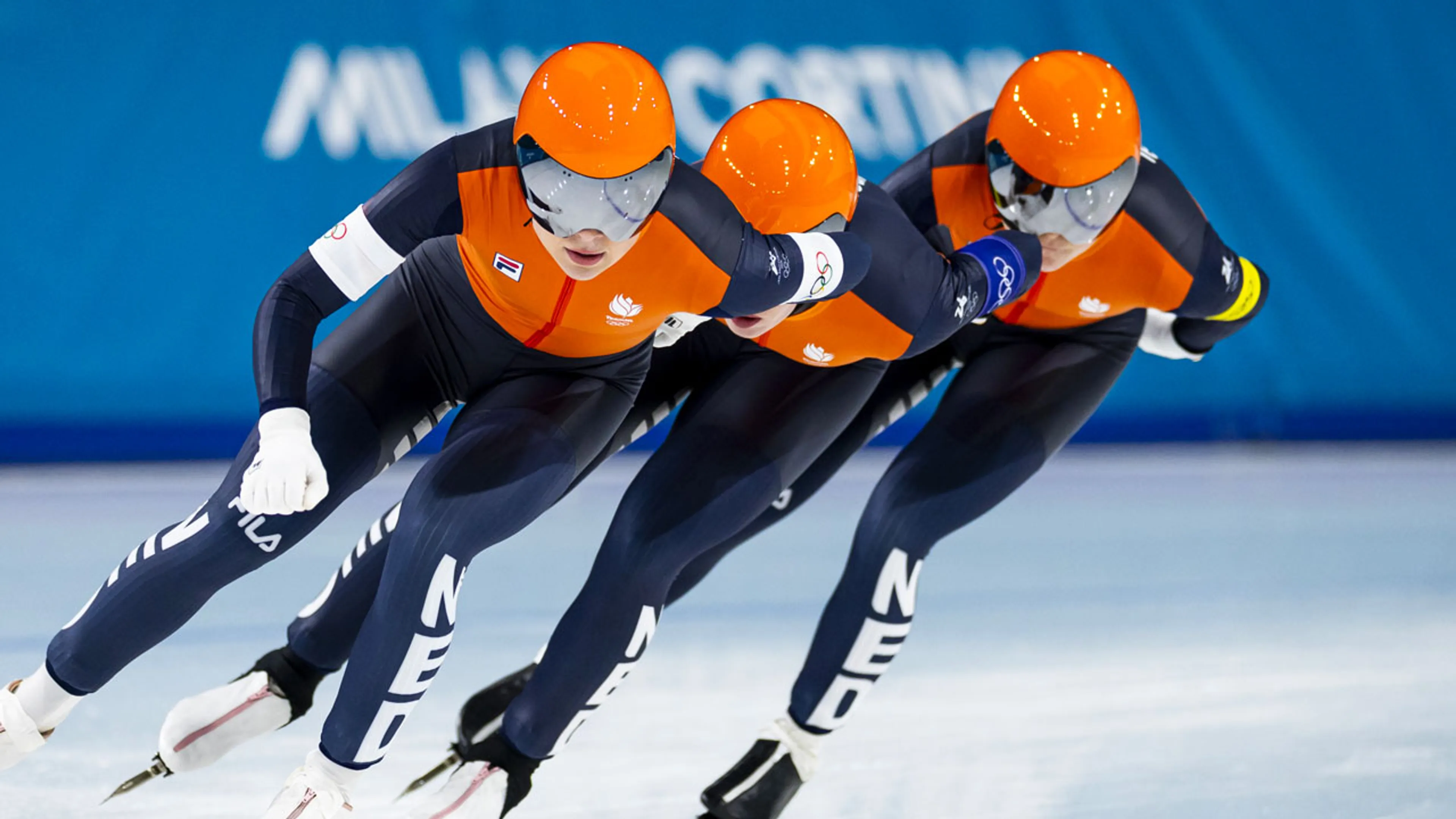 Schaatssters verliezen finale ploegenachtervolging en moeten genoegen nemen met zilver