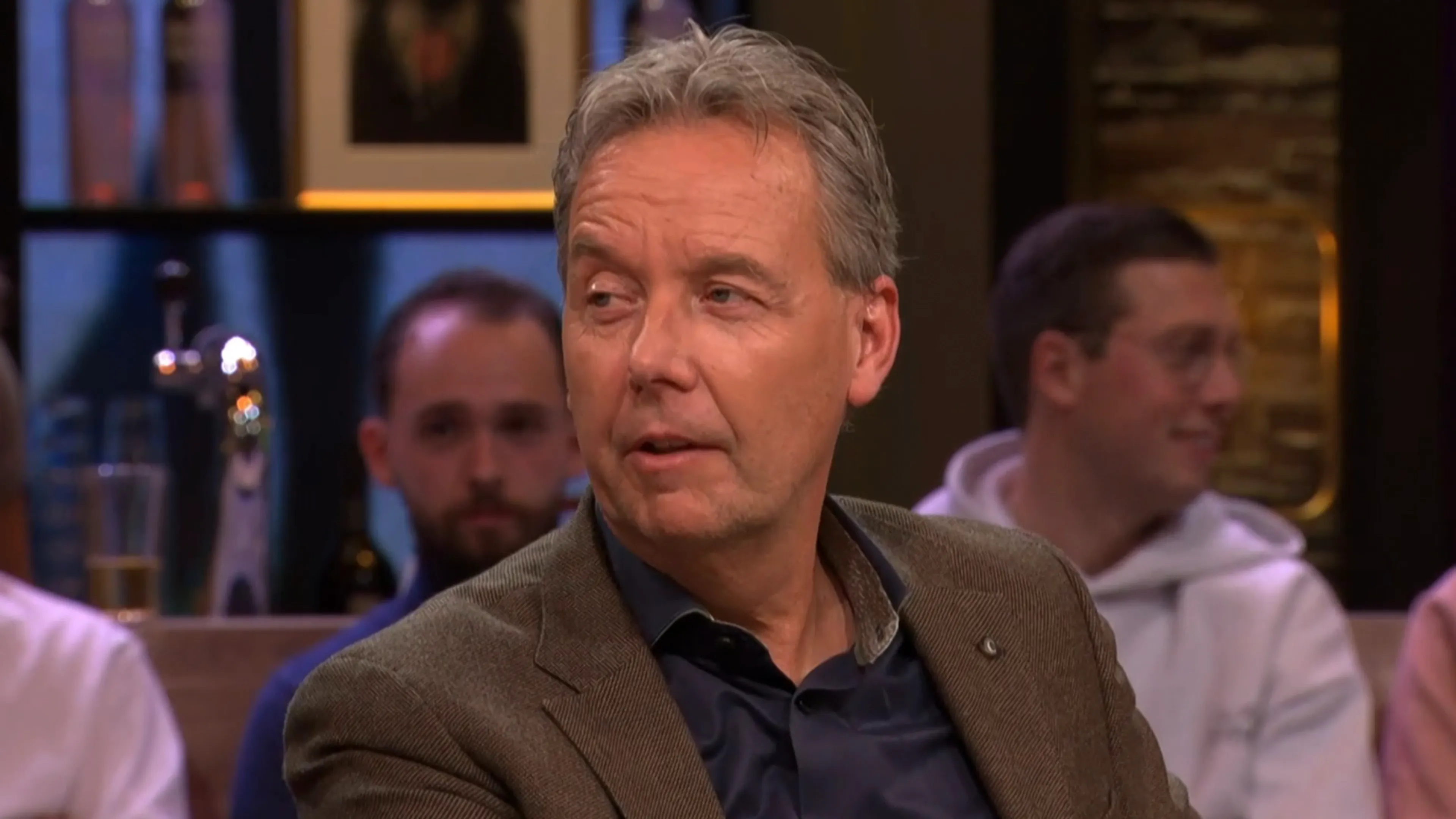 Valentijn Driessen voorspelt uitslag van Ajax - Feyenoord: 'Die gooi ik er zo uit!'