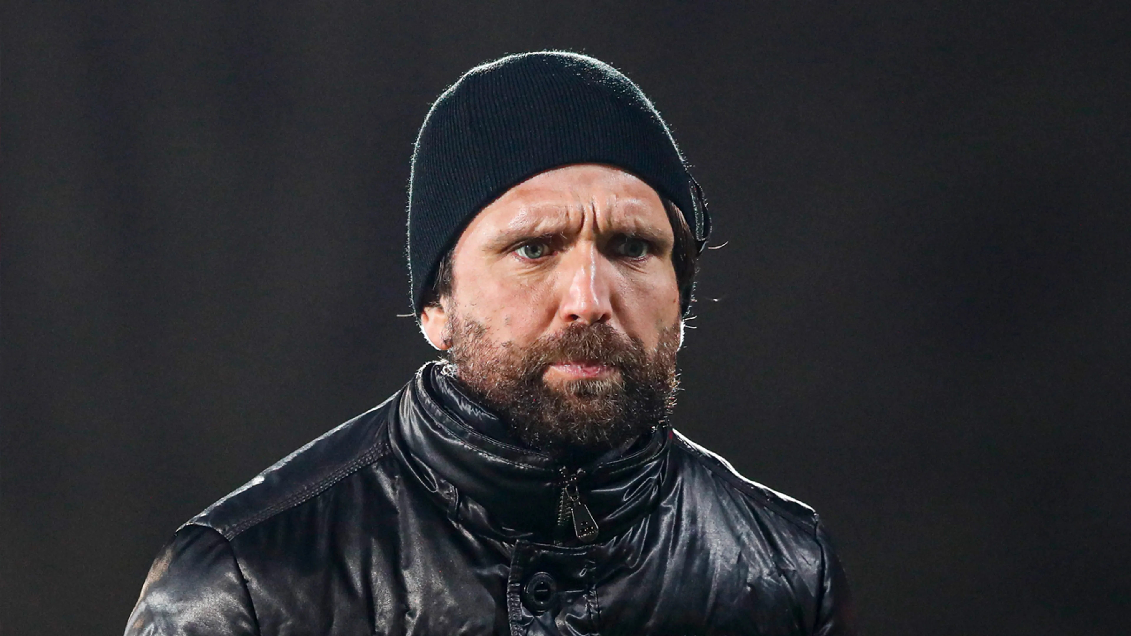 Hyballa licht vertrek bij Esbjerg toe: 'Van der Vaart begreep me'