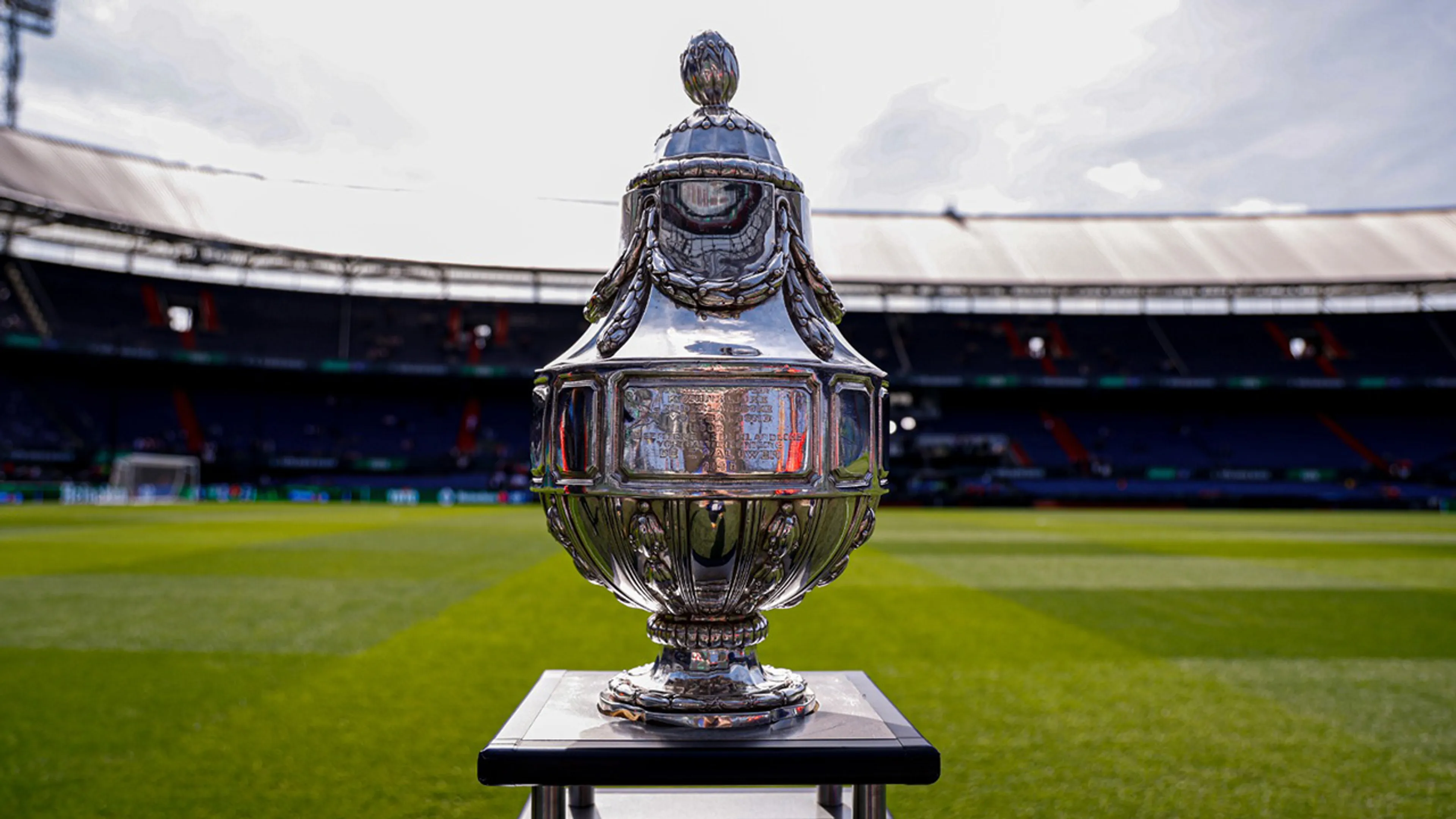 Bekerloting halve finales: Heracles treft AZ, PSV tegen Go Ahead Eagles