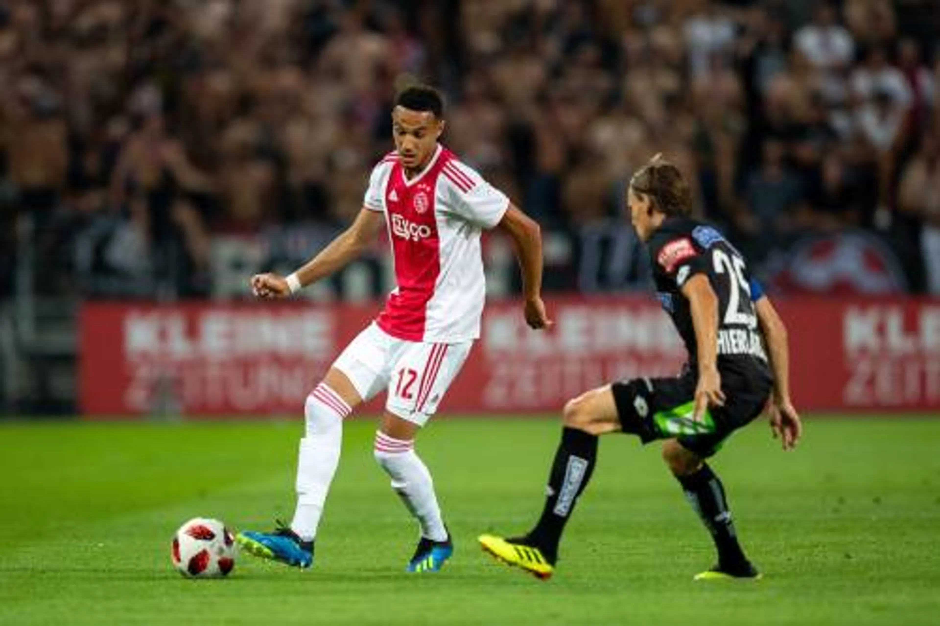Koeman hoopt dat Mazraoui voor Oranje kiest