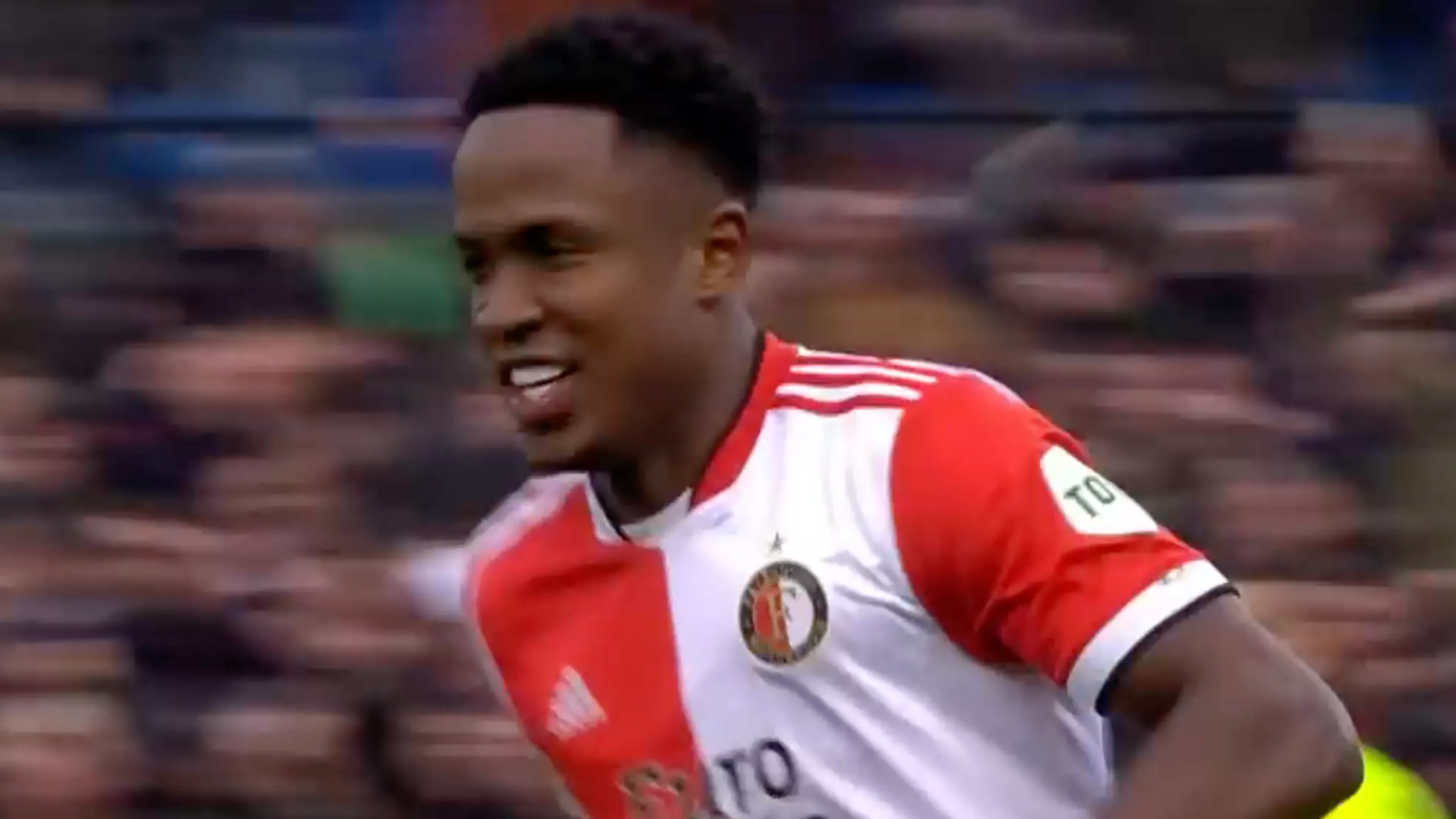 VIDEOGOAL: Feyenoord - Slavia Praag 1-0 (Sinisterra)