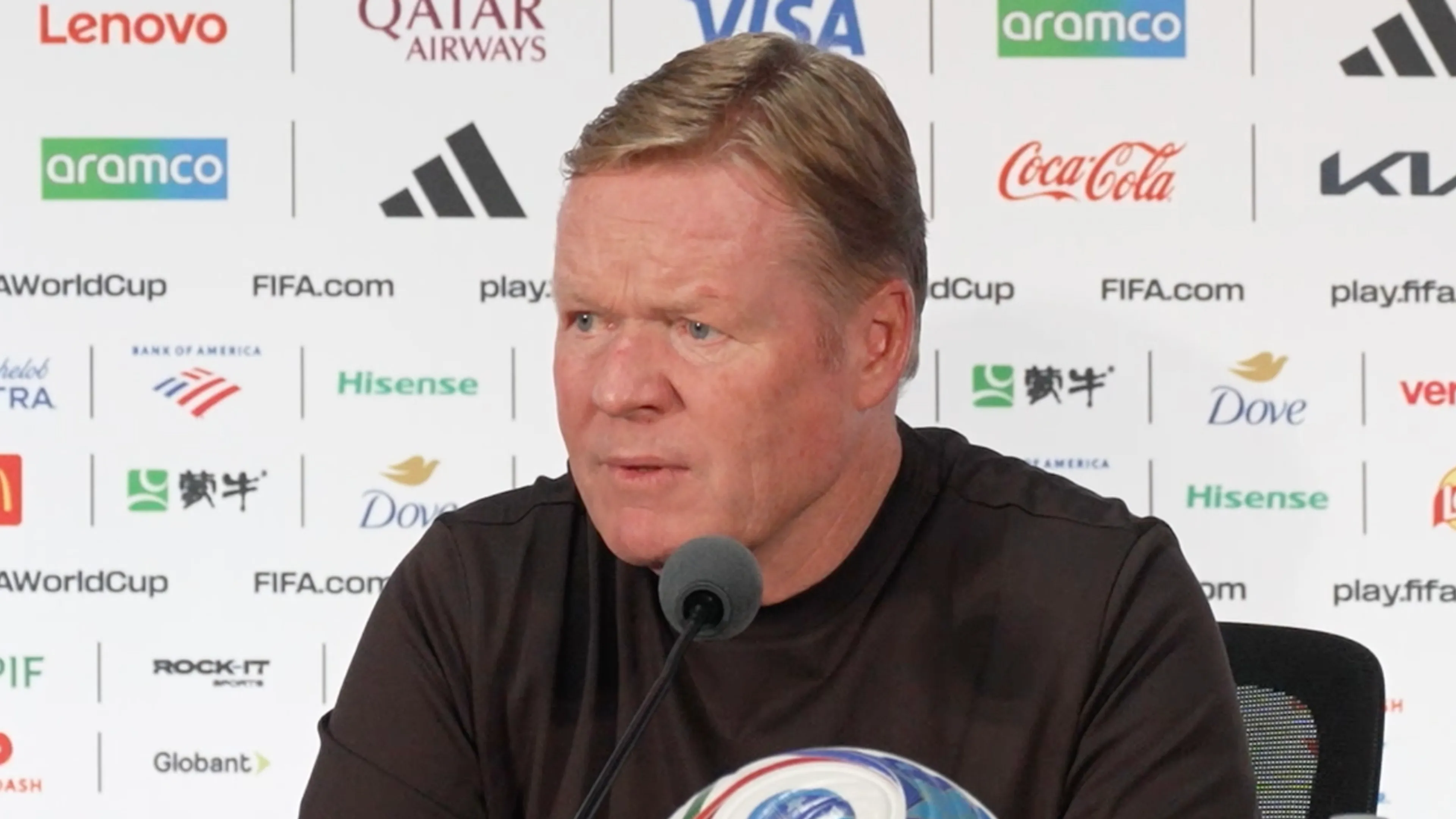 Ronald Koeman: 'Wij onderschatten Japan, en als jij dat niet ziet, is dat jouw goed recht'
