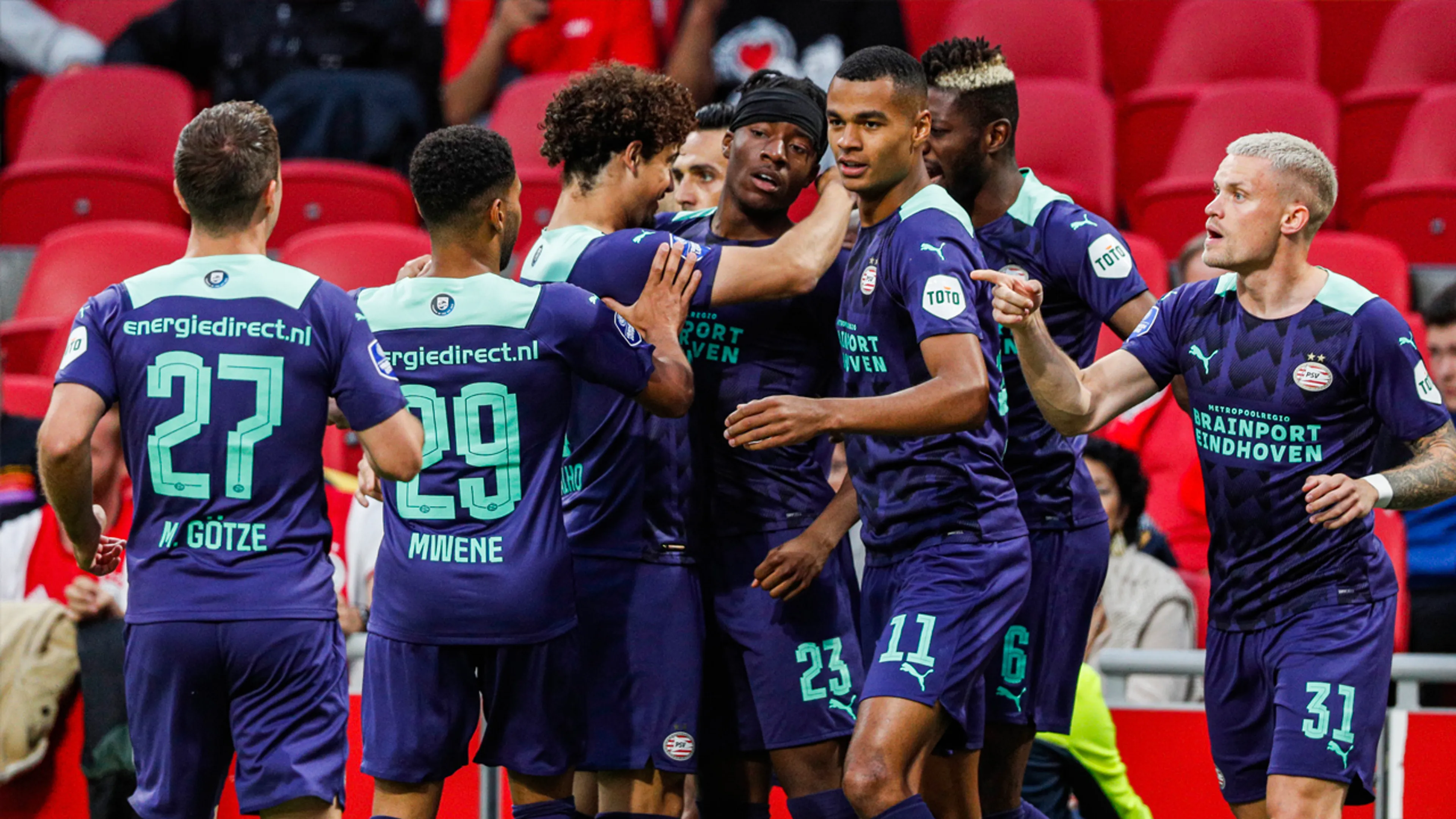 PSV maakt gehakt van Ajax en wint Johan Cruijff Schaal
