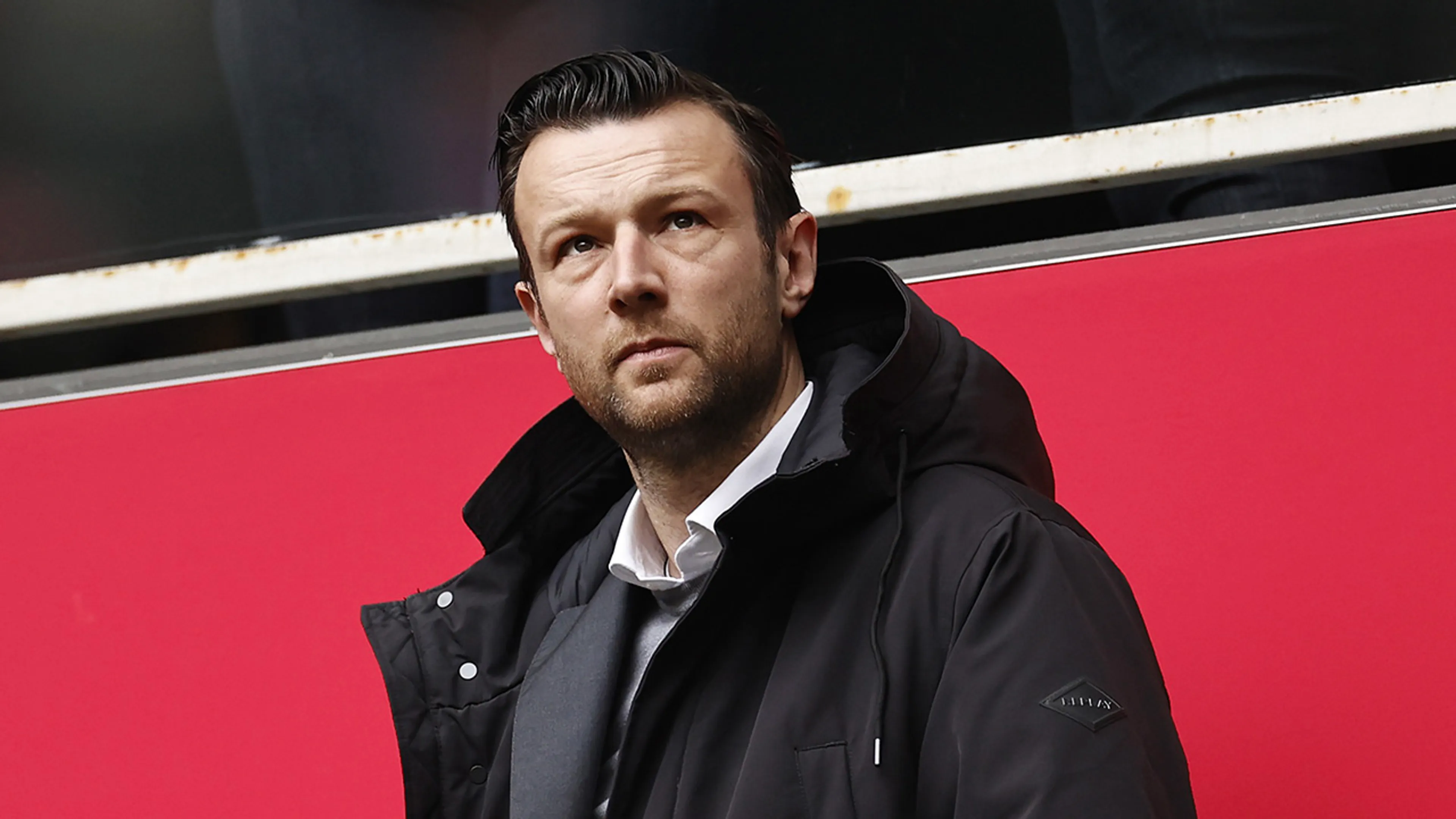 Menno Geelen verlengt contract bij Ajax en is nu officieel algemeen directeur