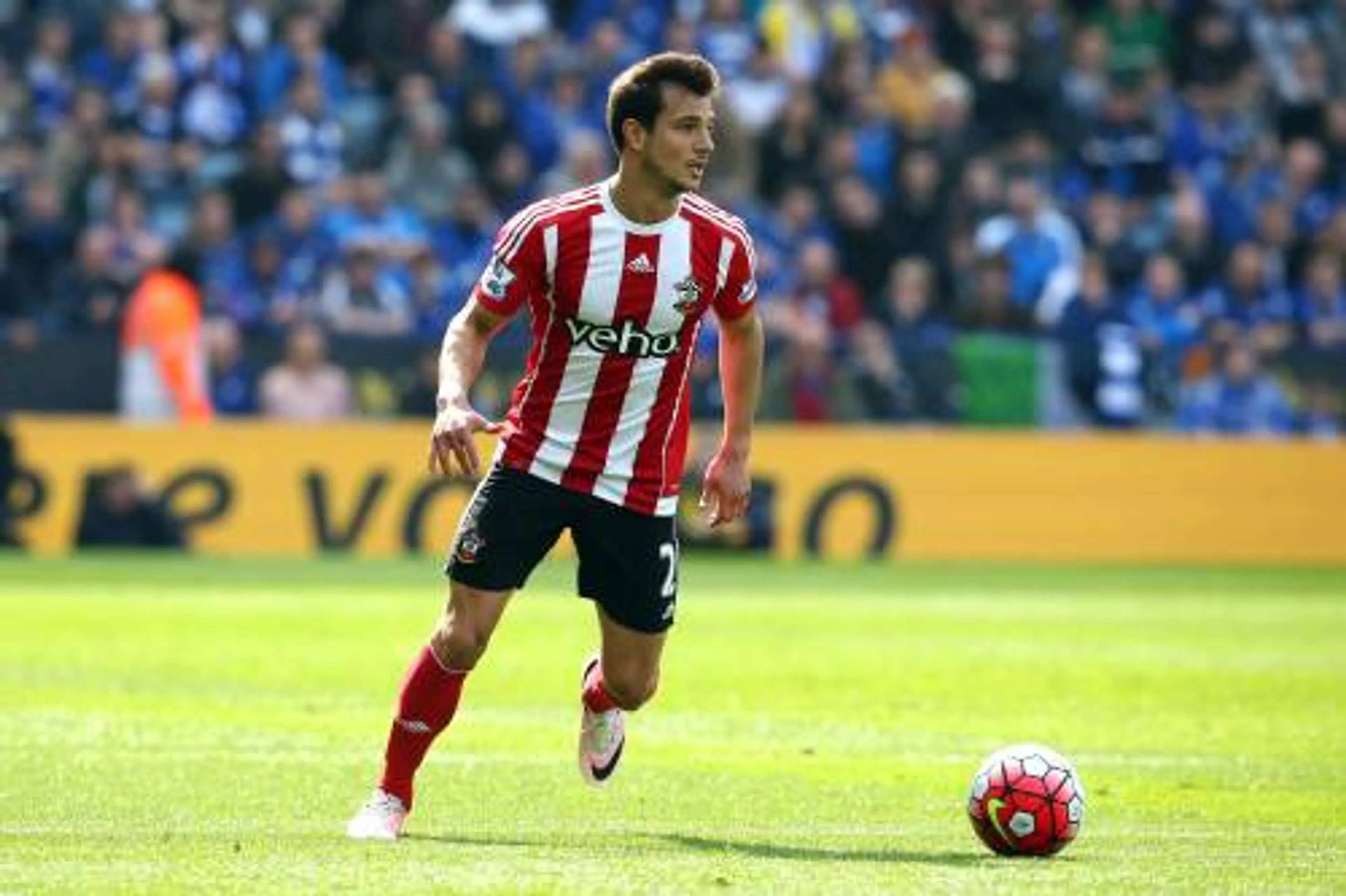 Inter huurt Cédric van Southampton