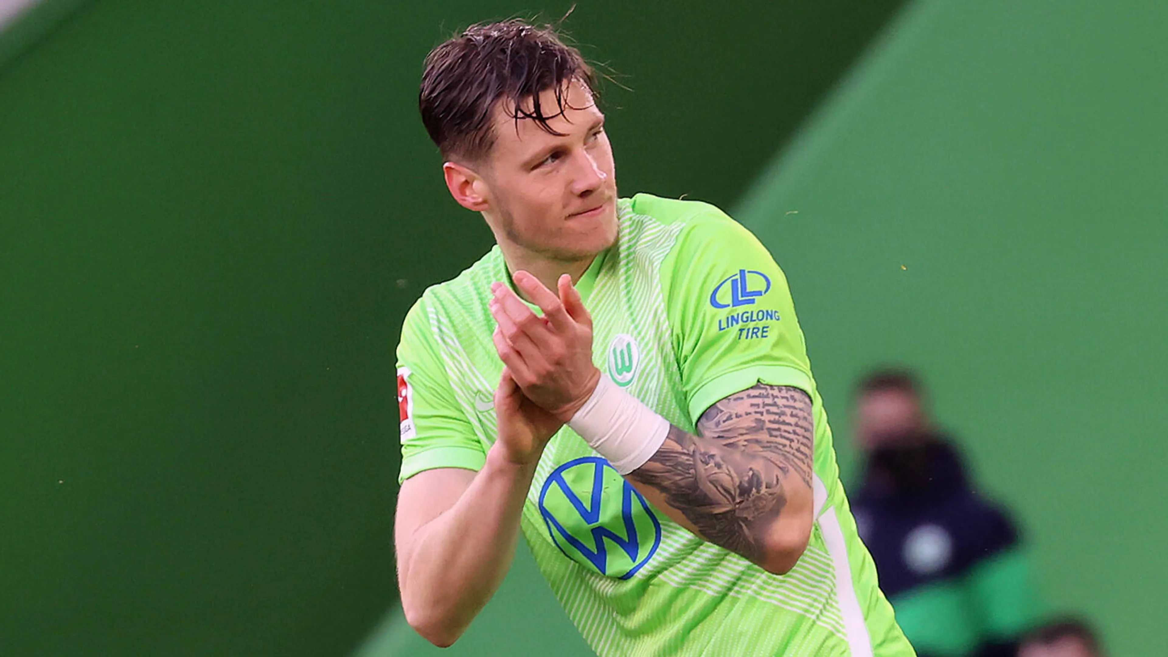 Wolfsburg hangt prijskaartje van 35 miljoen aan Weghorst