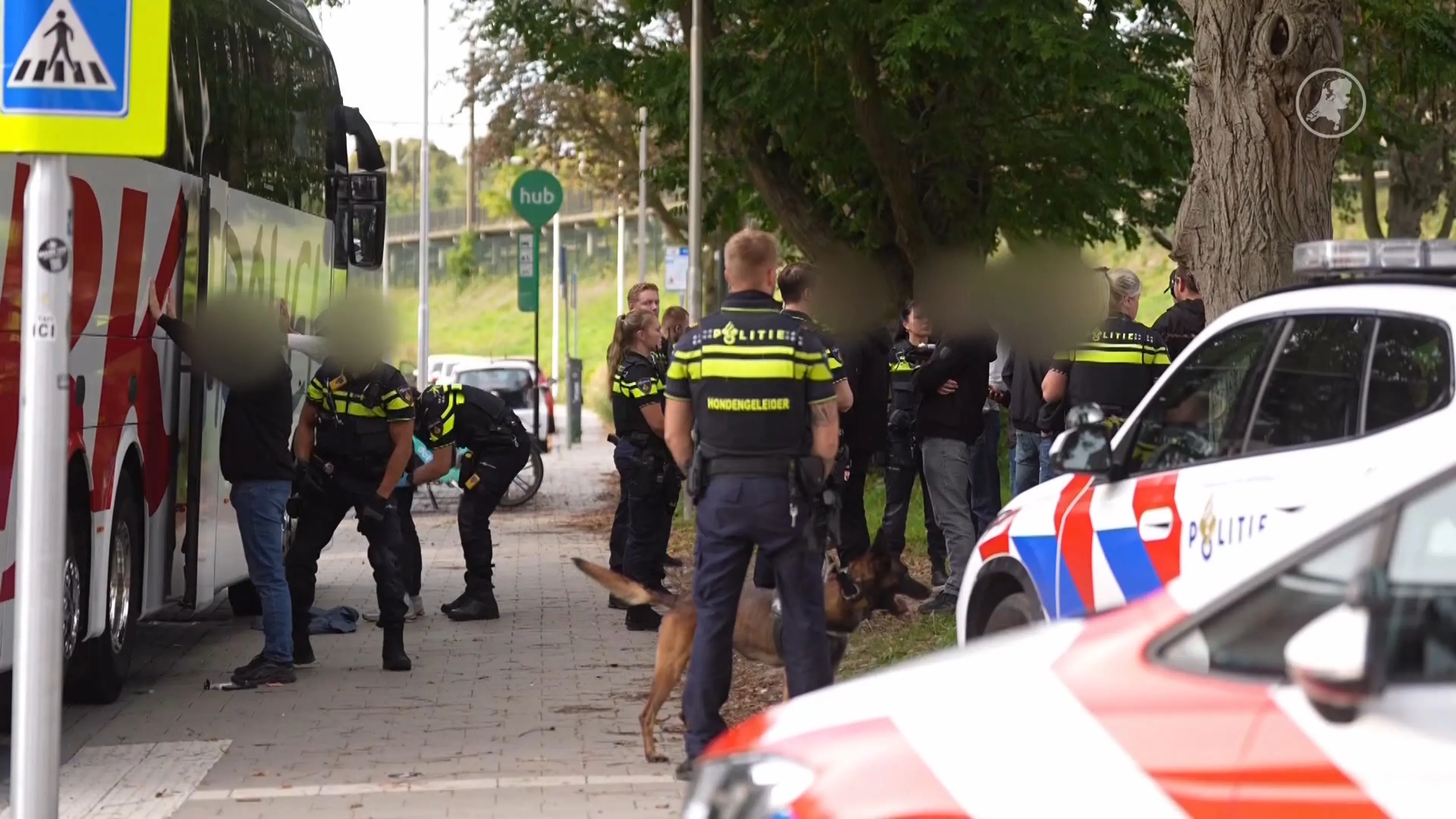 Grote vechtpartij tussen voetbalsupporters in Eindhoven