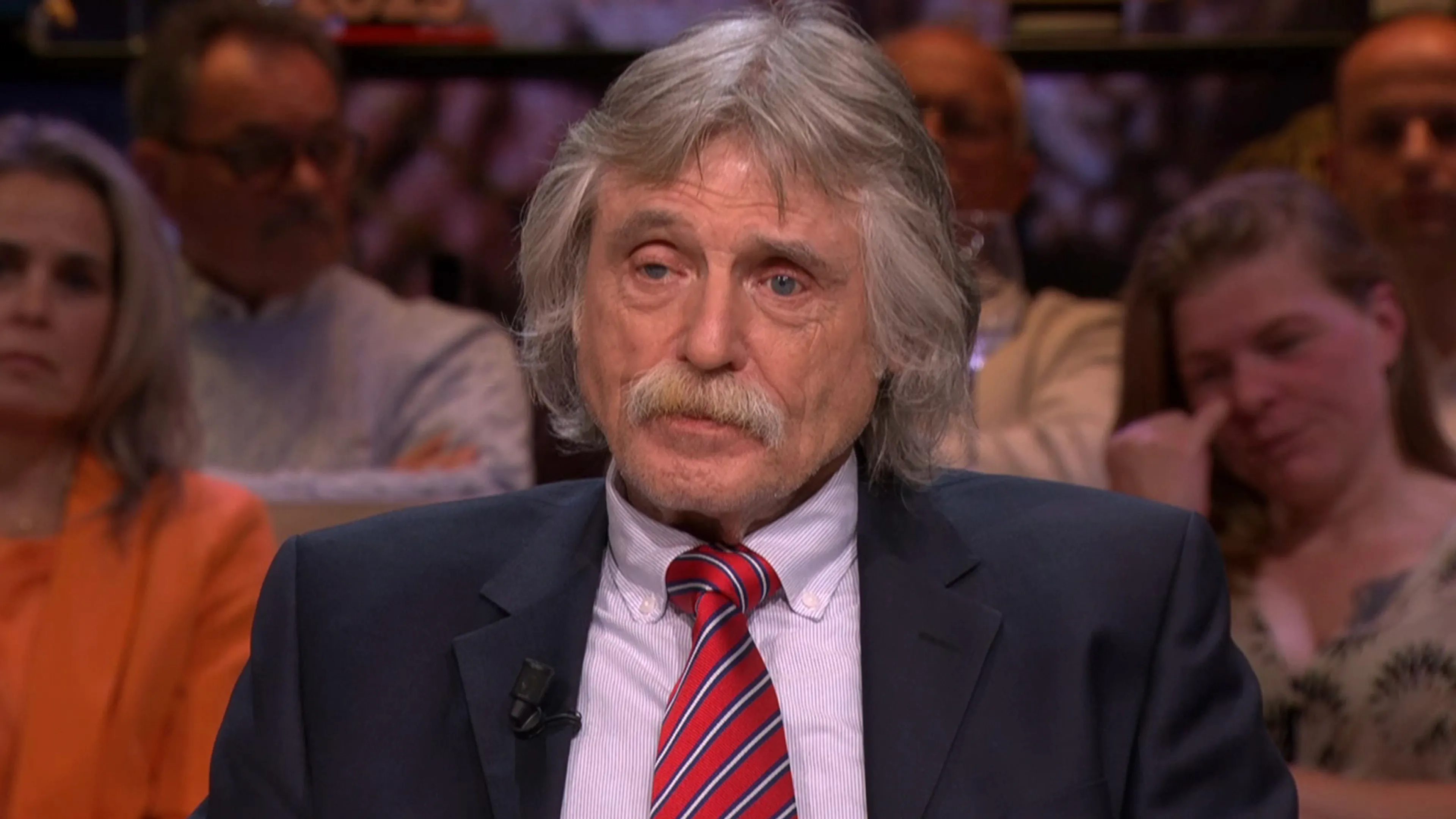 Johan Derksen over kindermishandeling in Stadskanaal: ‘Schrijnend dat zes instanties ervan wisten!’