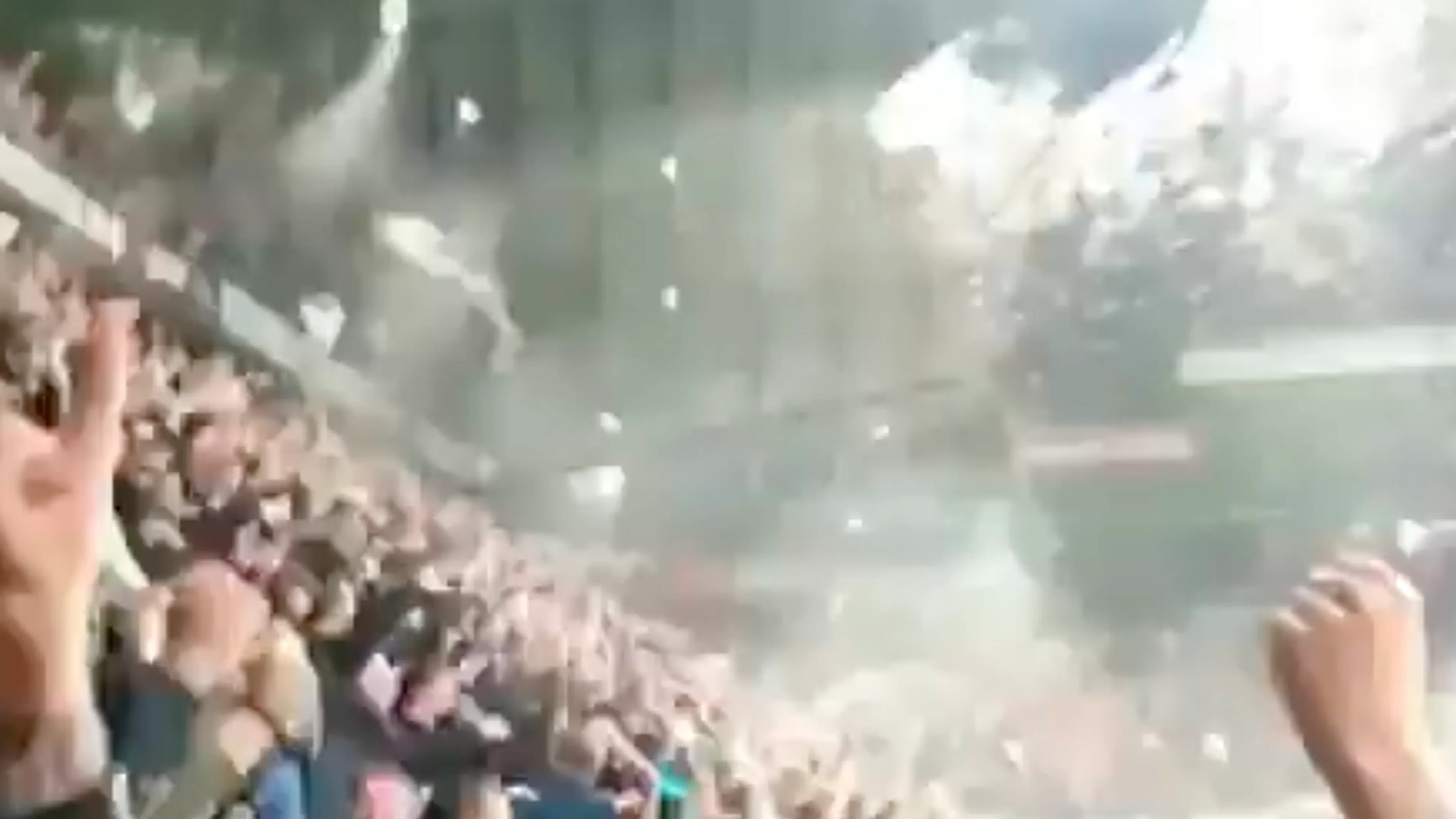 VIDEO: enorme vreugde-explosie met bier in De Grolsch Veste