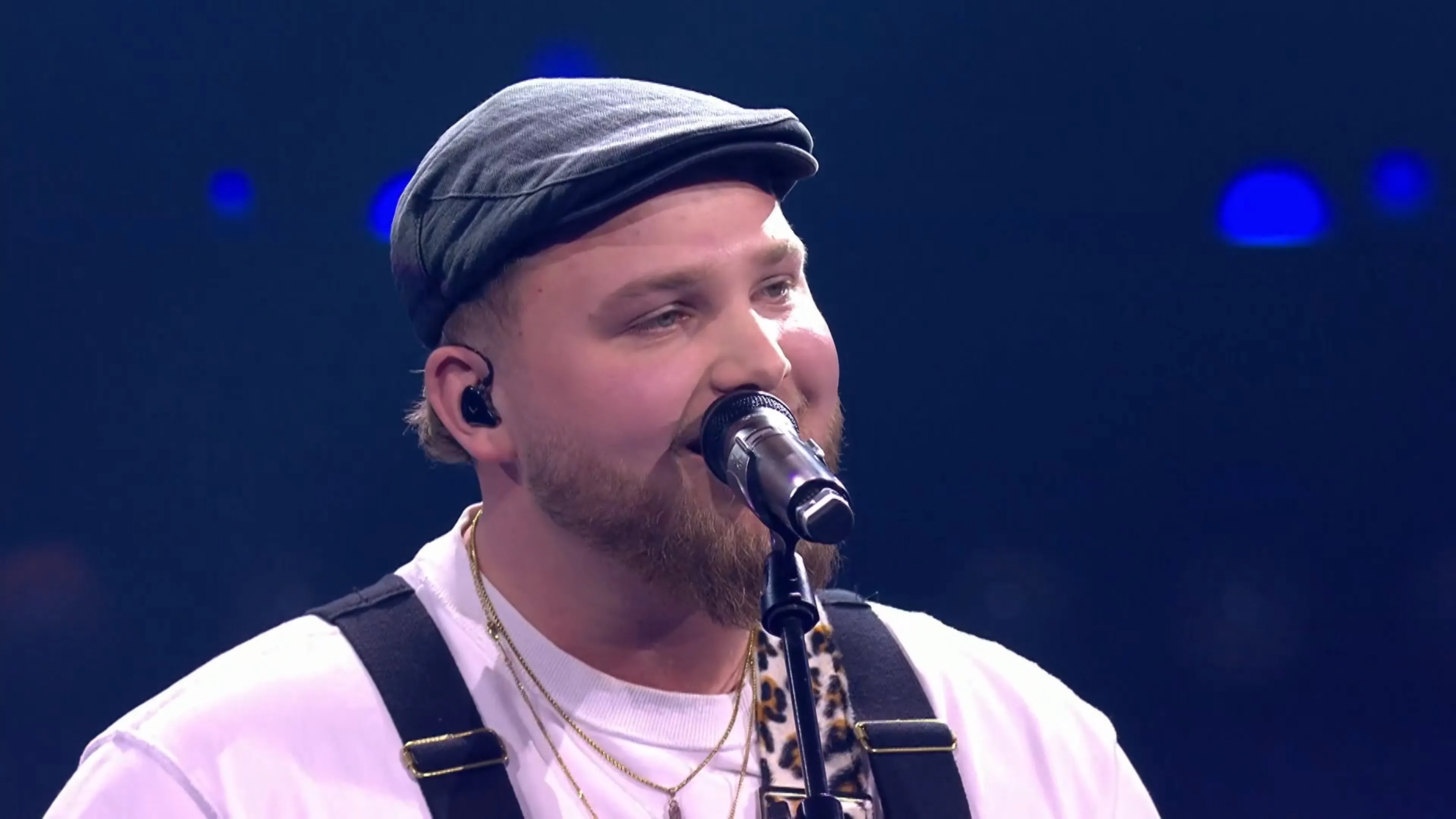 Lars van Bokhoven maakt indruk met 'Eén wereld' tijdens zijn deelname aan The Winner Takes It All