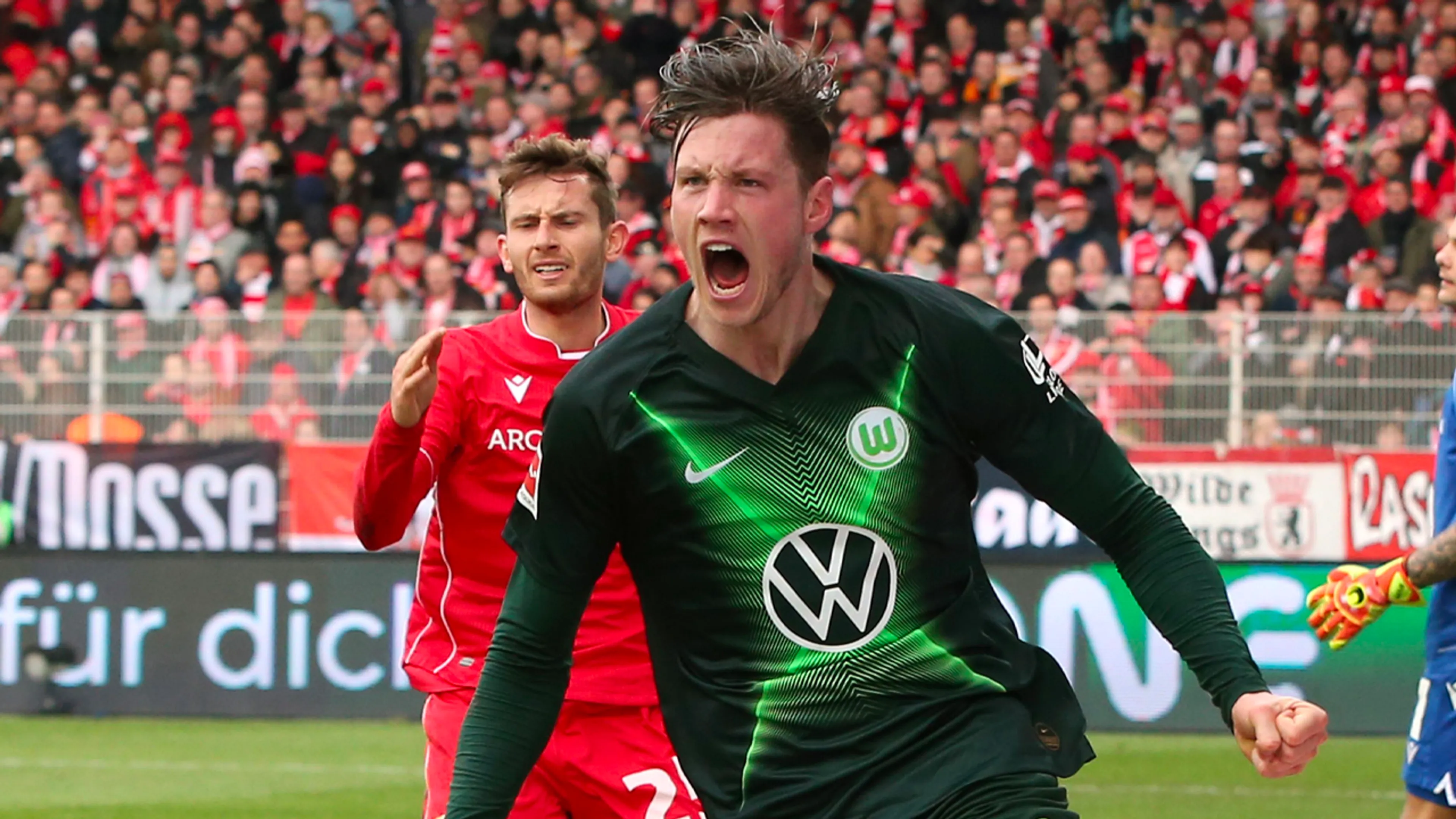 Weghorst ziet transfer naar Arsenal wel zitten: 'Past in het perfecte plaatje'