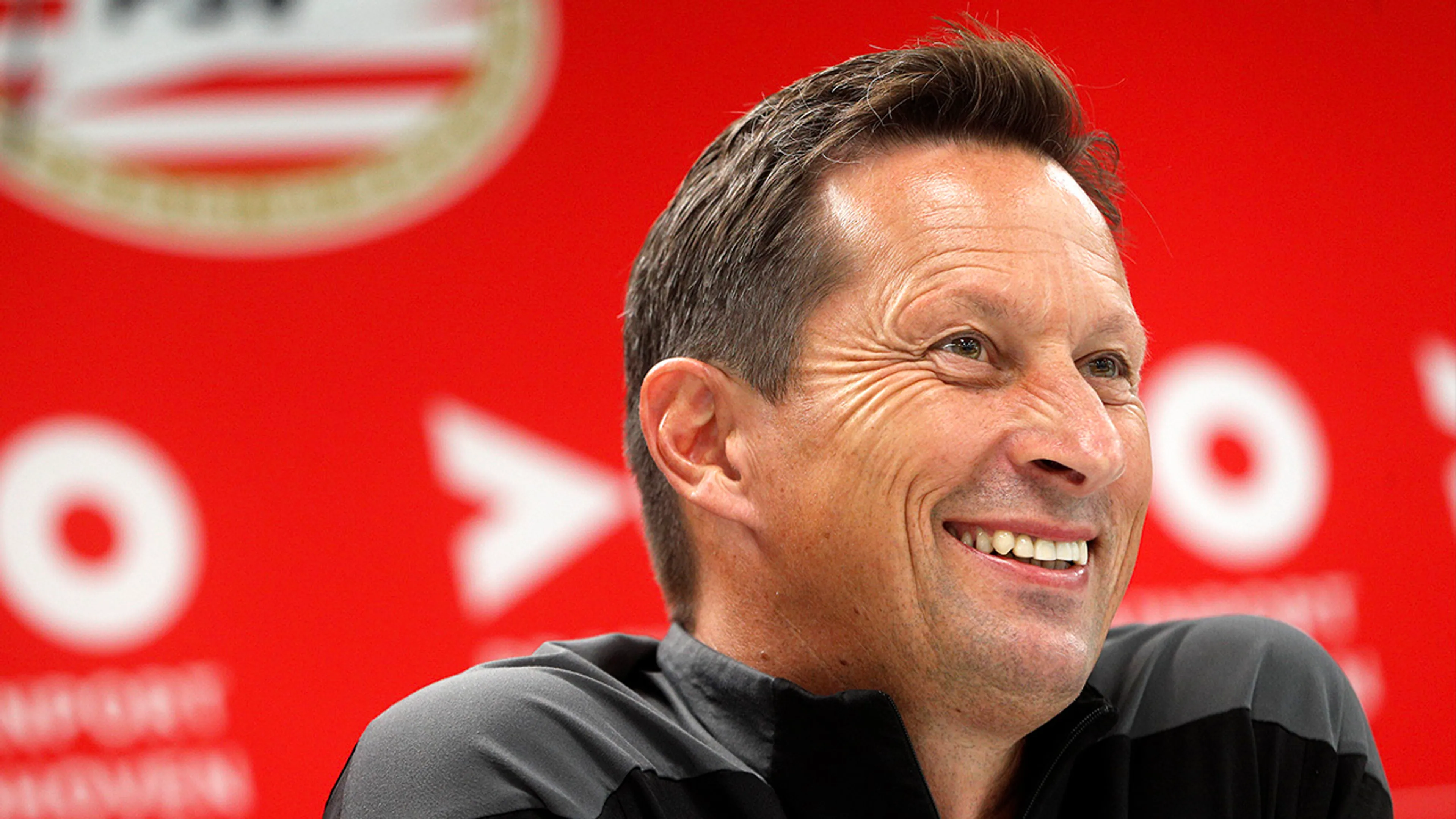 Schmidt: 'PSV is klaar voor Ajax'