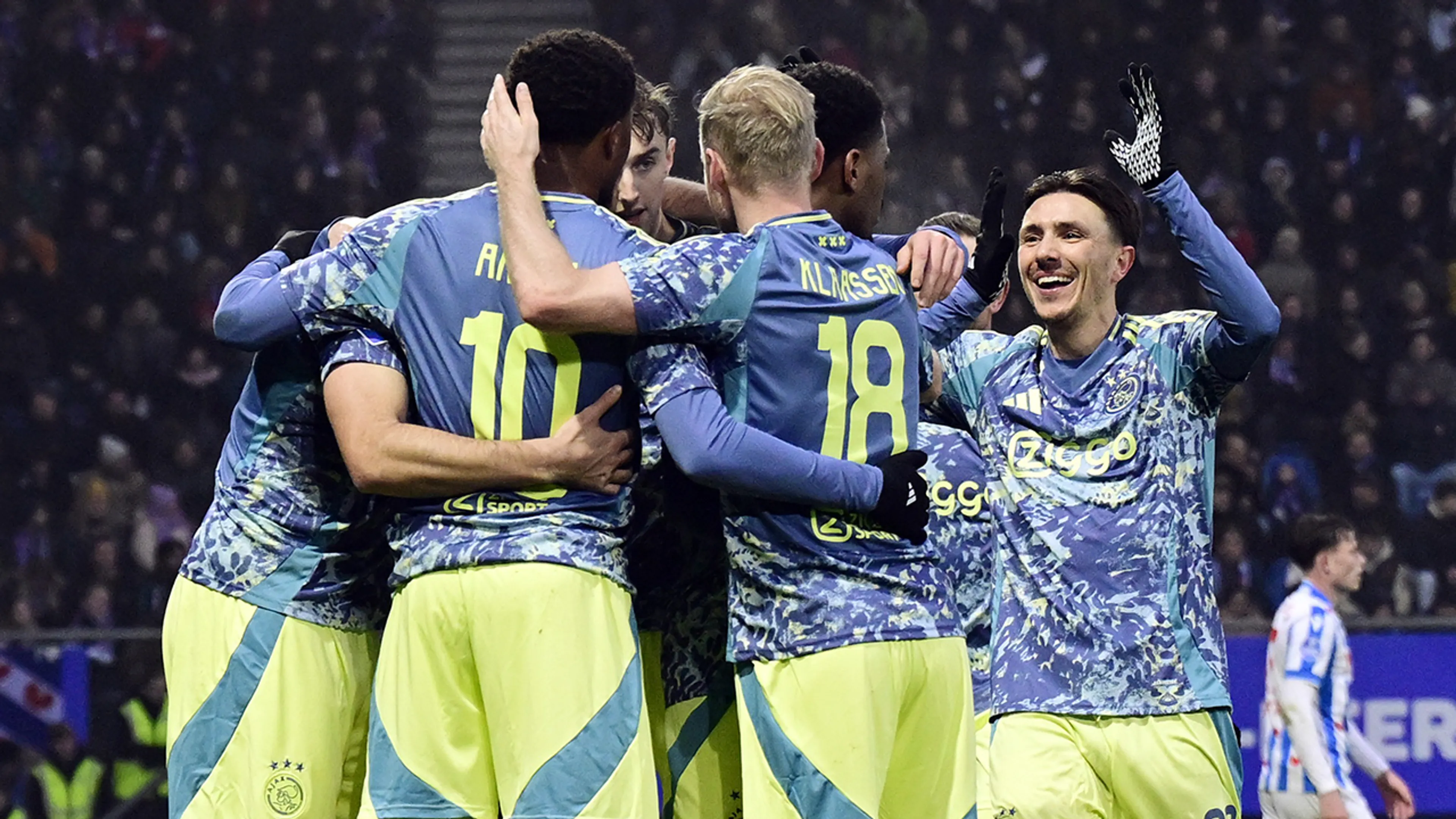'Stel dat Ajax kampioen wordt, dat zou toch best frappant zijn?'