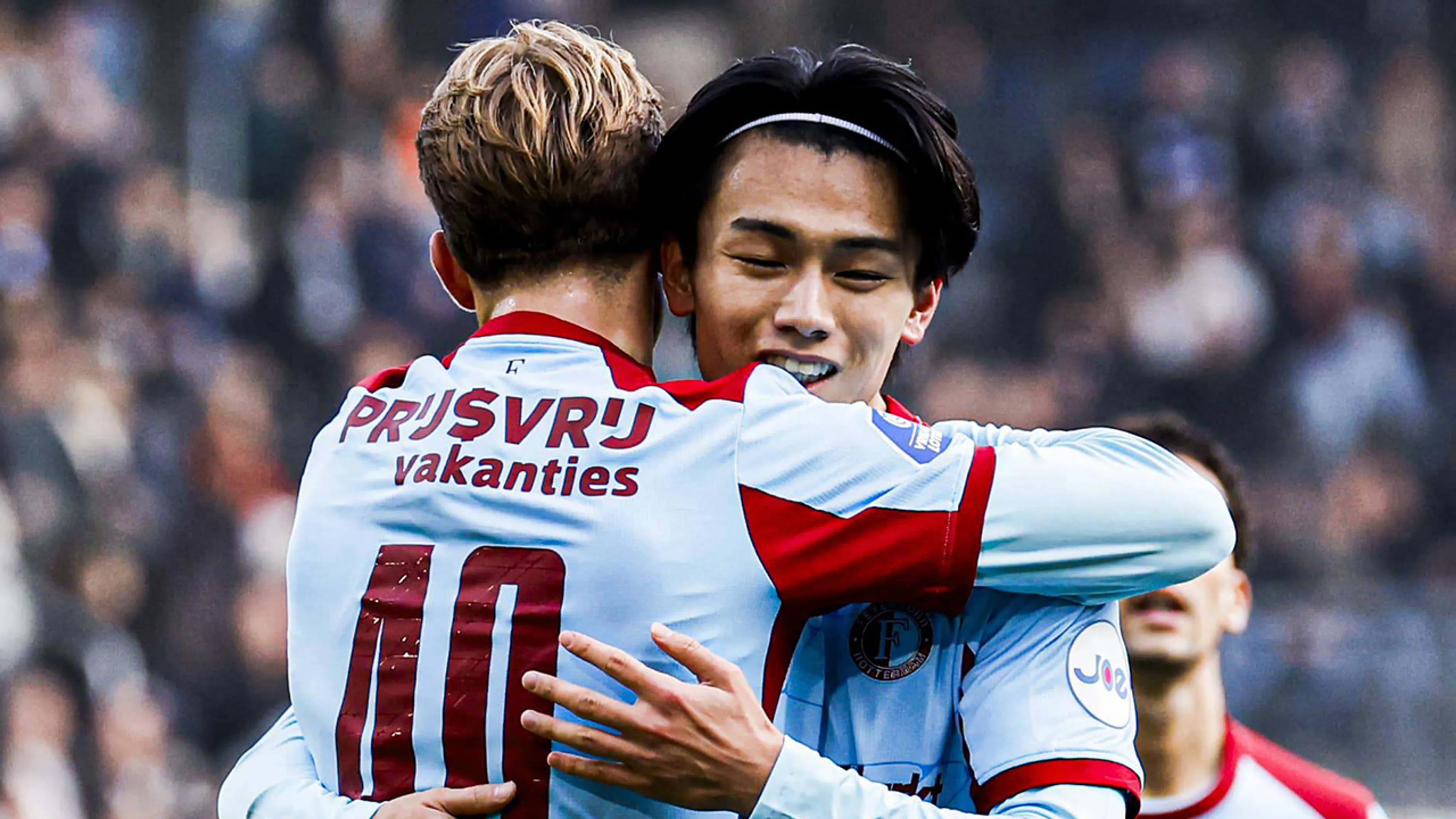 Koploper Feyenoord boekt monsterzege op bezoek bij Heracles