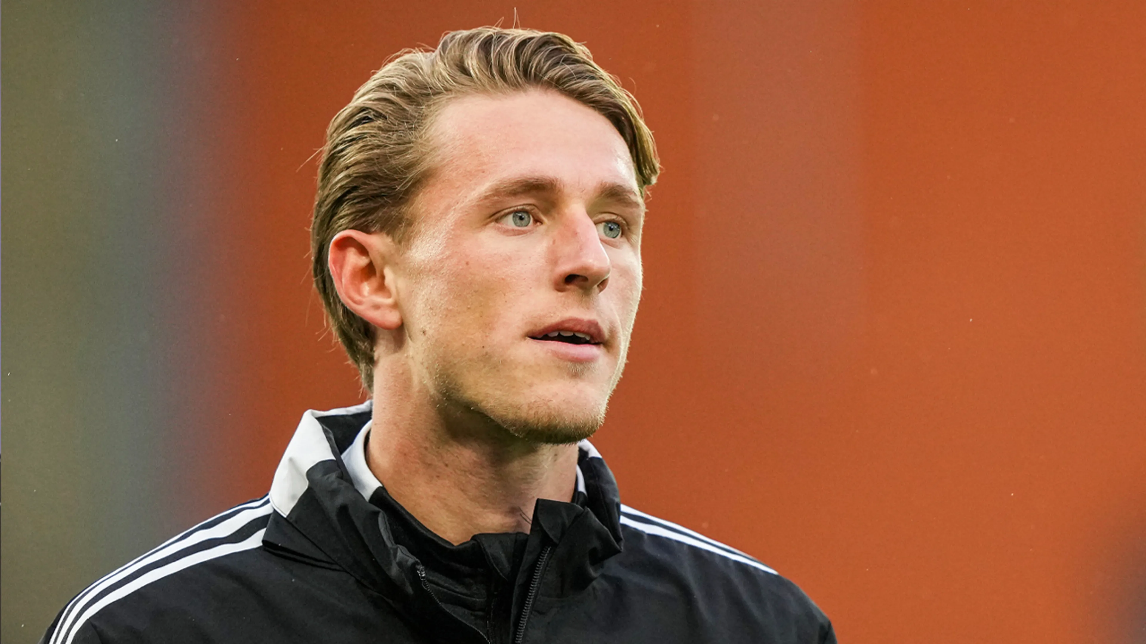 'Burger gaat Feyenoord op slotdag transfermarkt verlaten voor buitenlands avontuur'