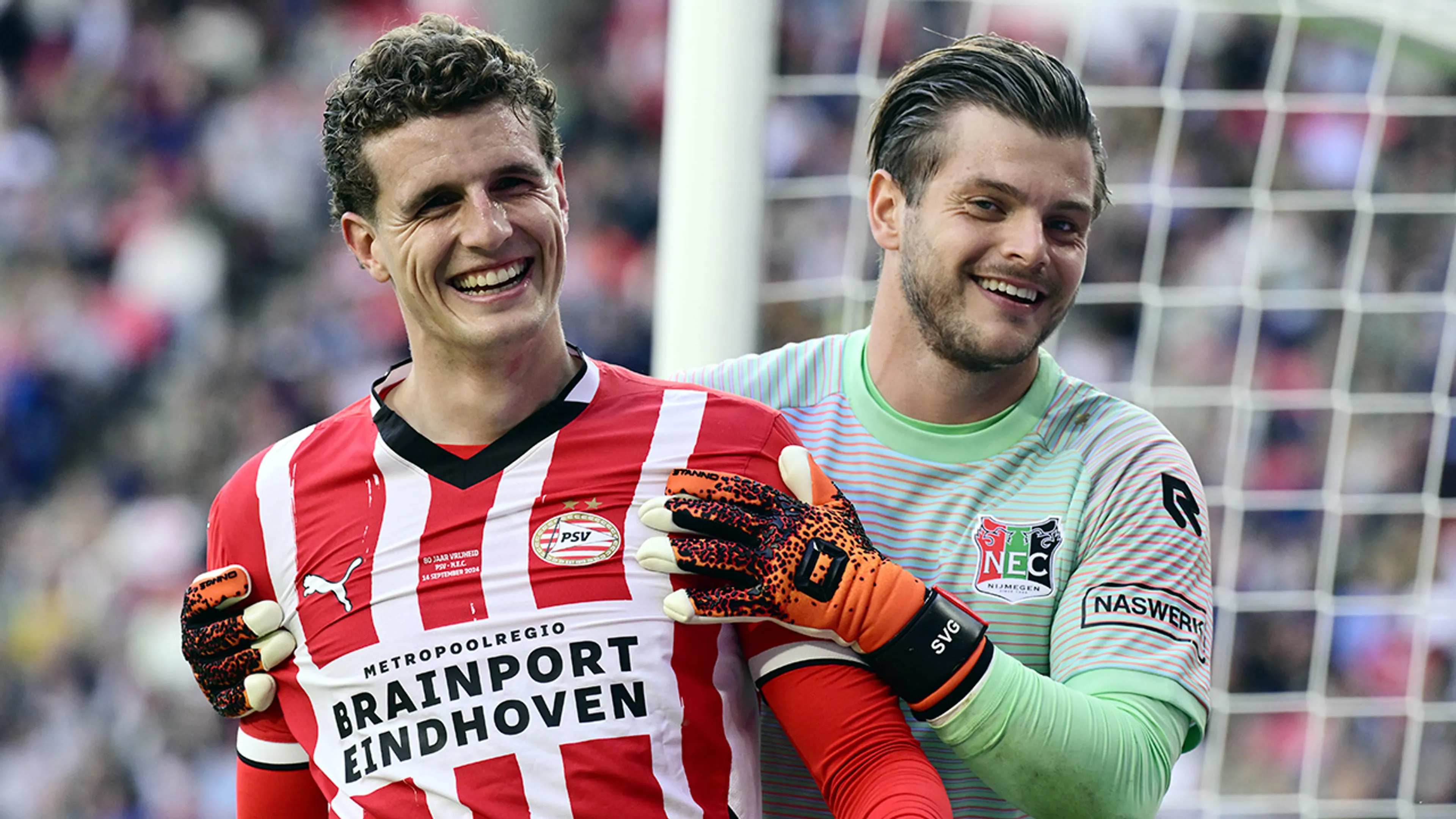 PSV blijft ongeslagen in de Eredivisie na overwinning op NEC