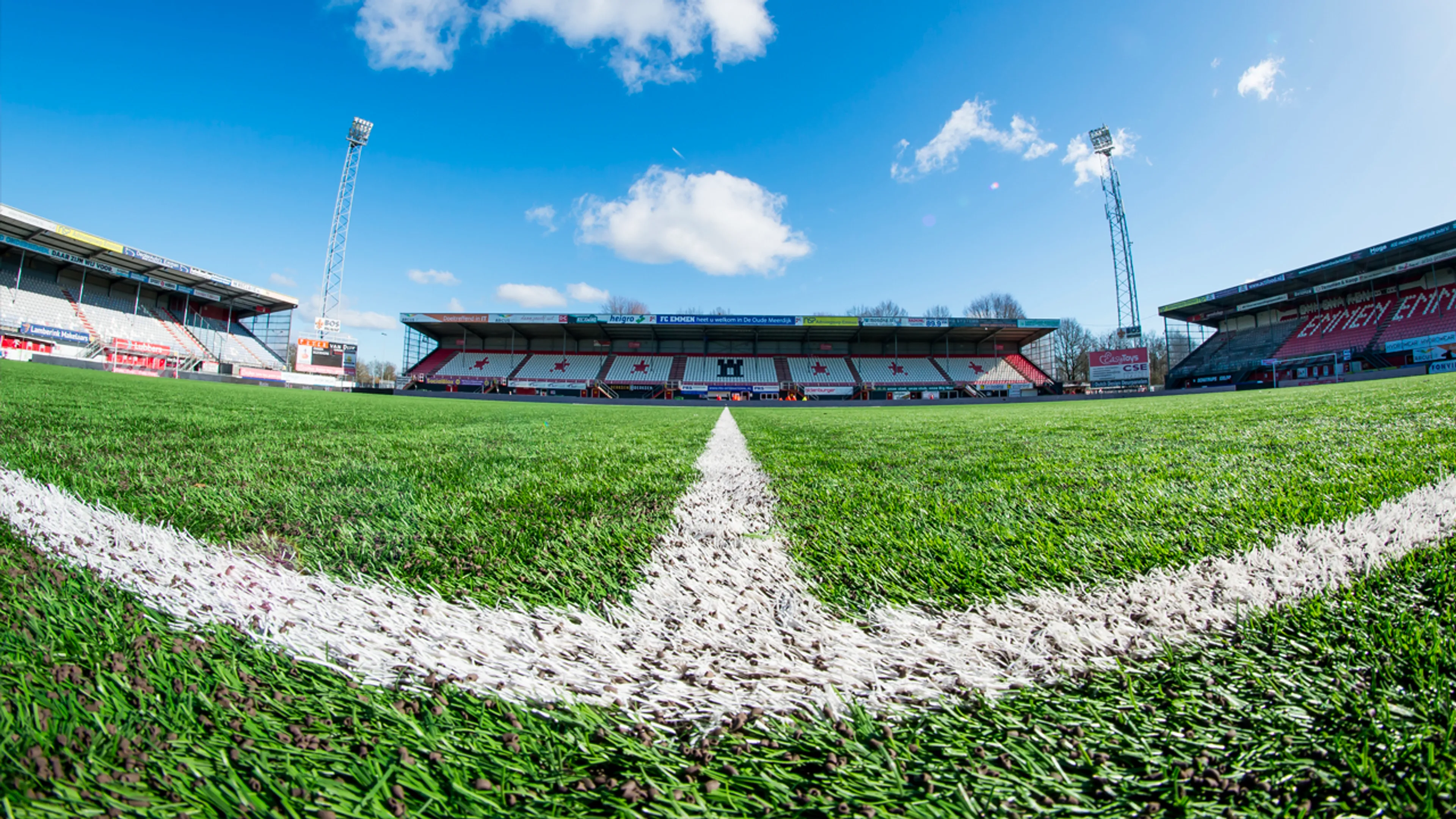 Natuurgras vanaf 2025 verplicht voor Eredivisieclubs
