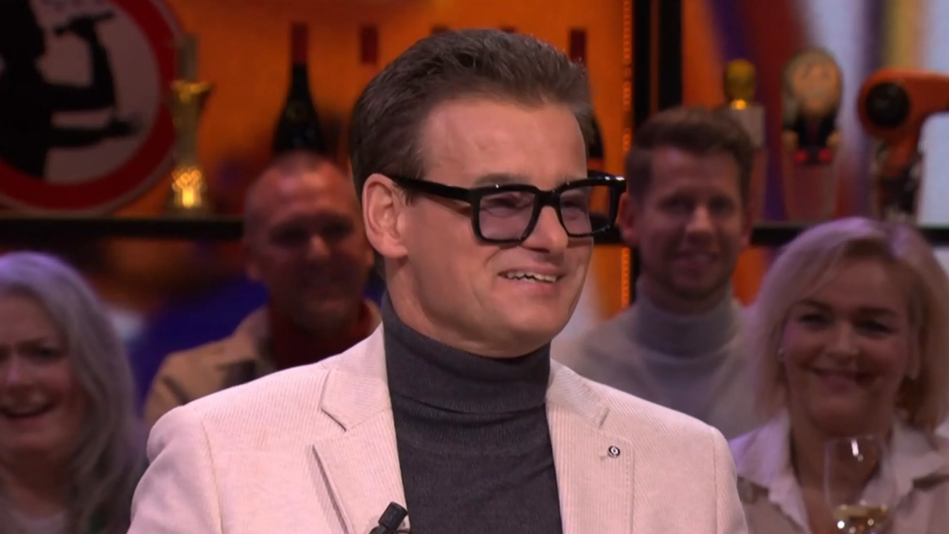 Wilfred lacht om onderzoek: 'Ik heb niet de indruk dat hij heel groot fan van ons programma is'