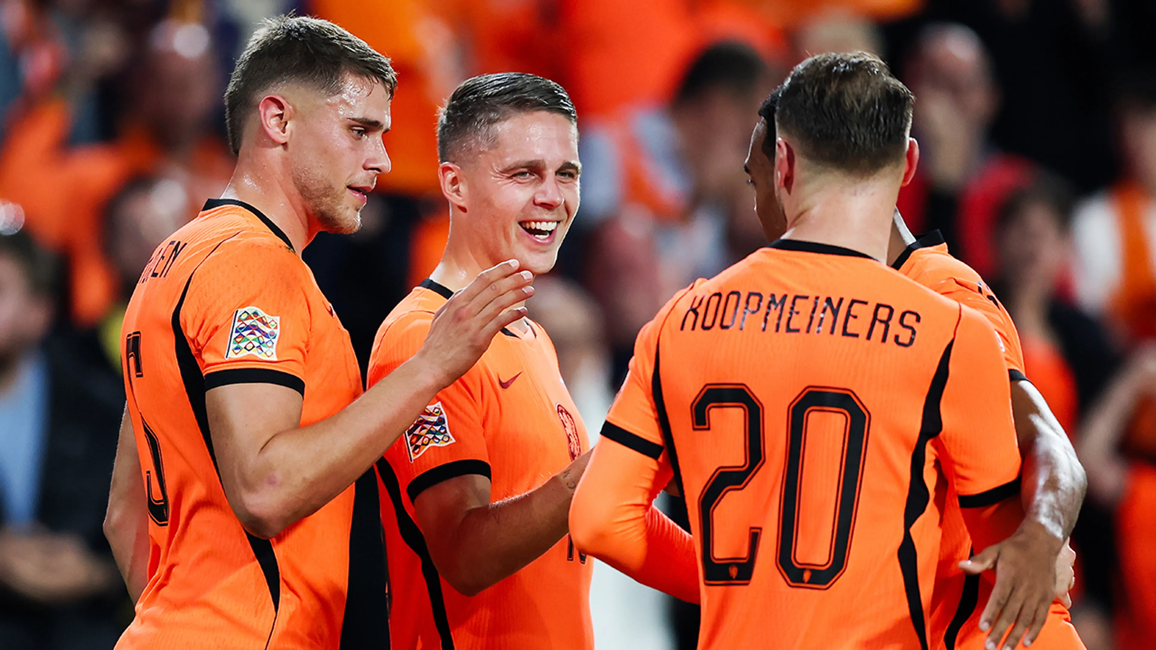 Oranje grijpt koppositie na moeizame zege op Servië