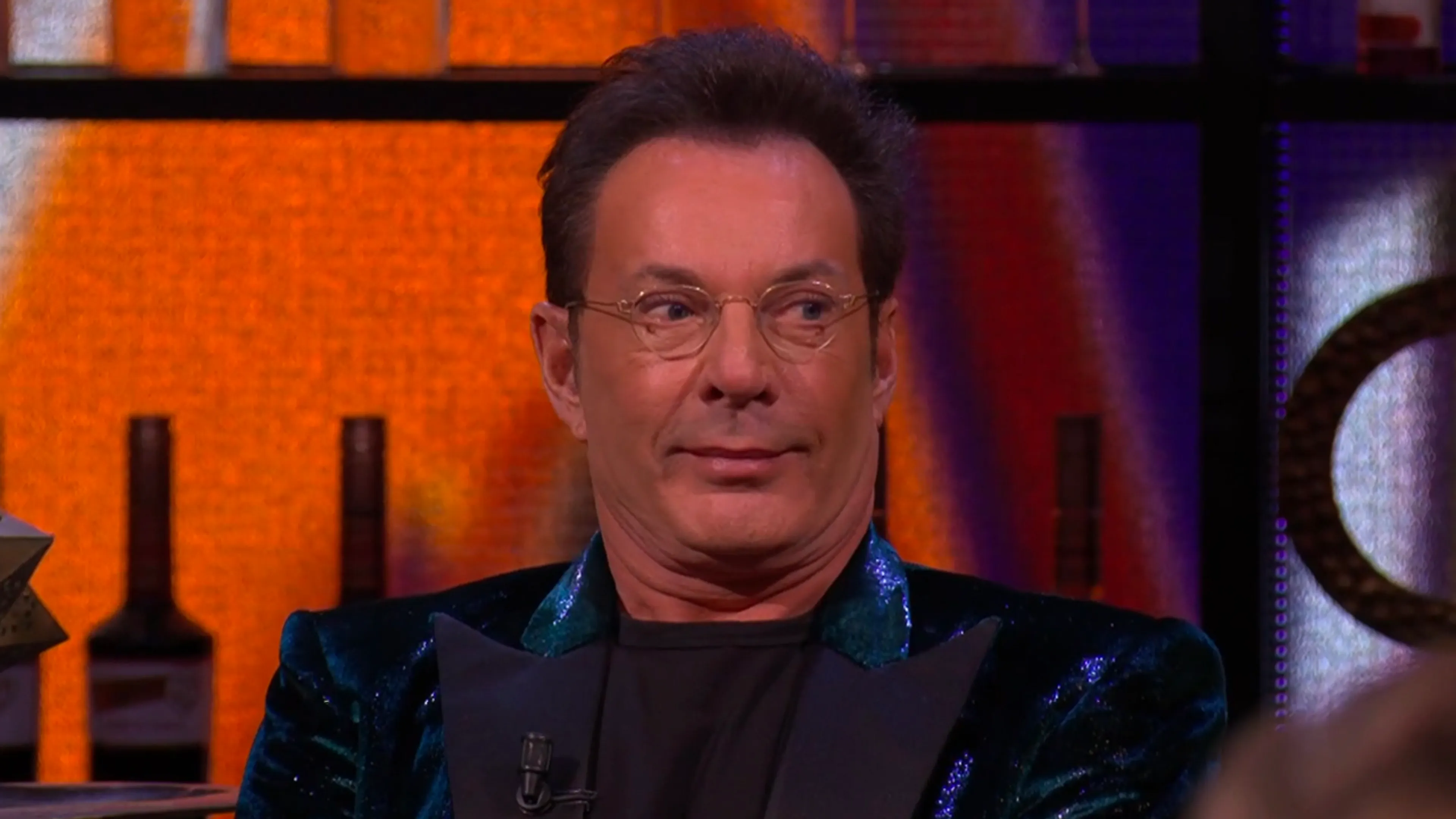 Gesprek over stikstof bruut verstoord door keiharde boer Gerard Joling