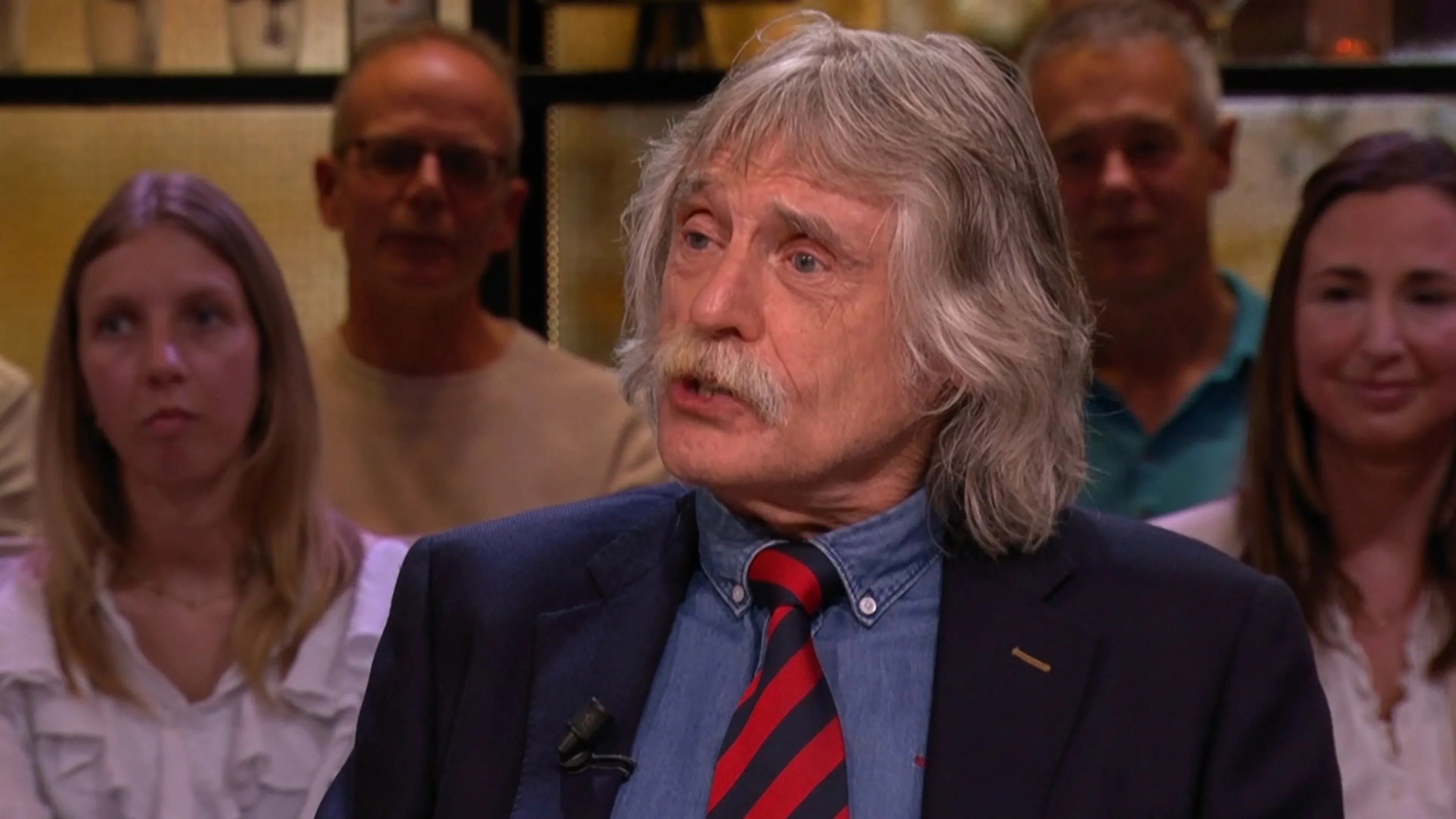 Johan haalt uit bij Vandaag Inside: 'Hoe krijg je het uit je bek, joh, klootzak?!' 