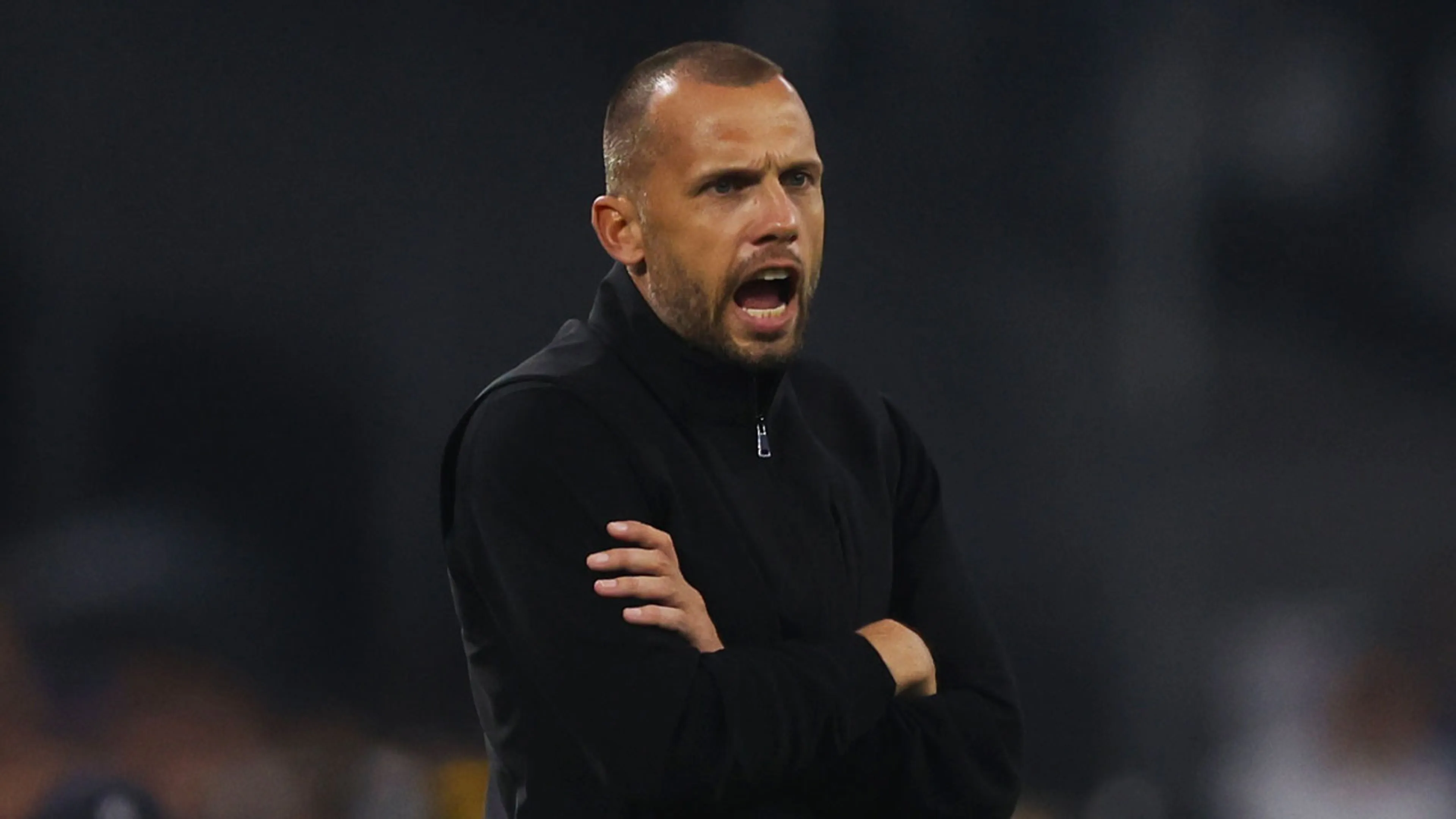 'Ajax-directie ziet geen reden om te breken met Heitinga'