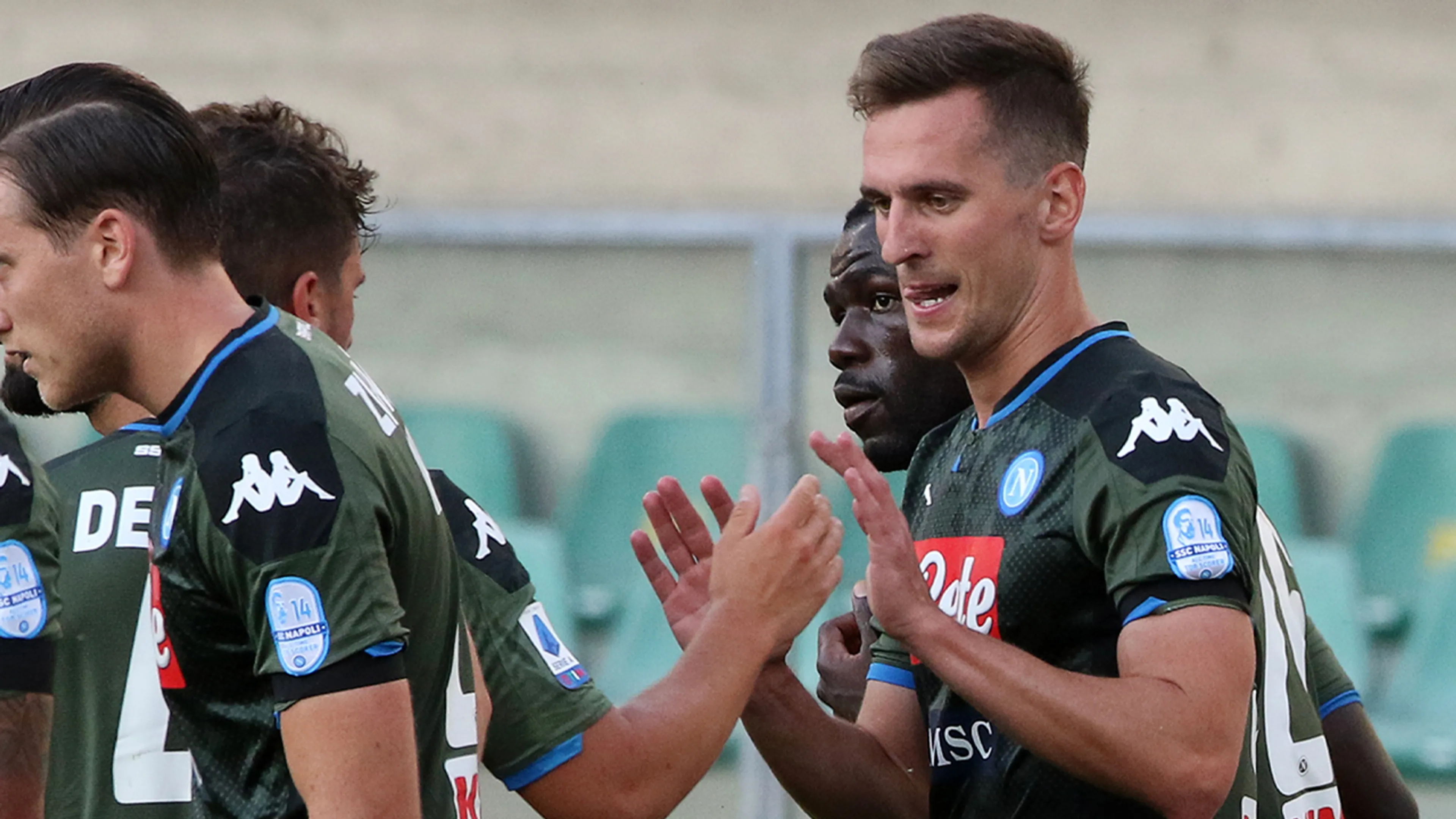 Oud-Eredivisiespelers schitteren in overwinning Napoli