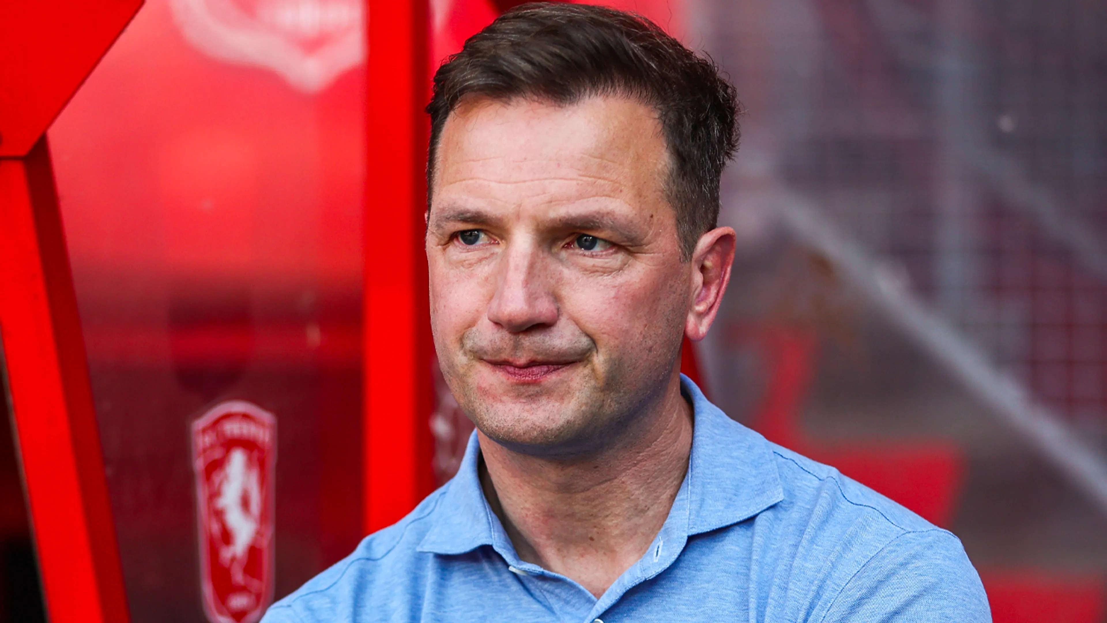 Trainers en technisch directeuren in betaald voetbal ervaren hoge werkdruk