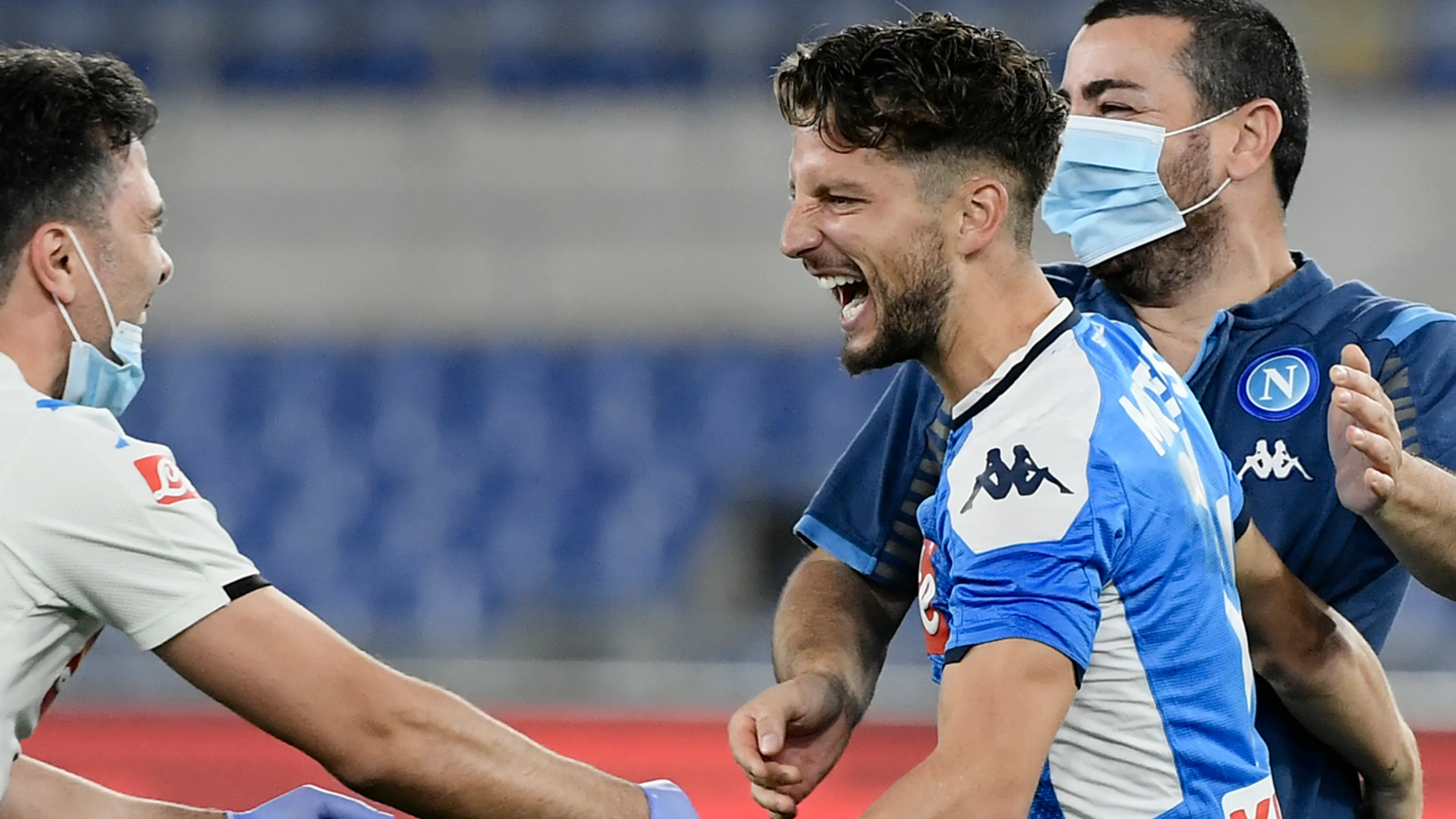 Na Maradona ook Mertens vereeuwigd in Napels