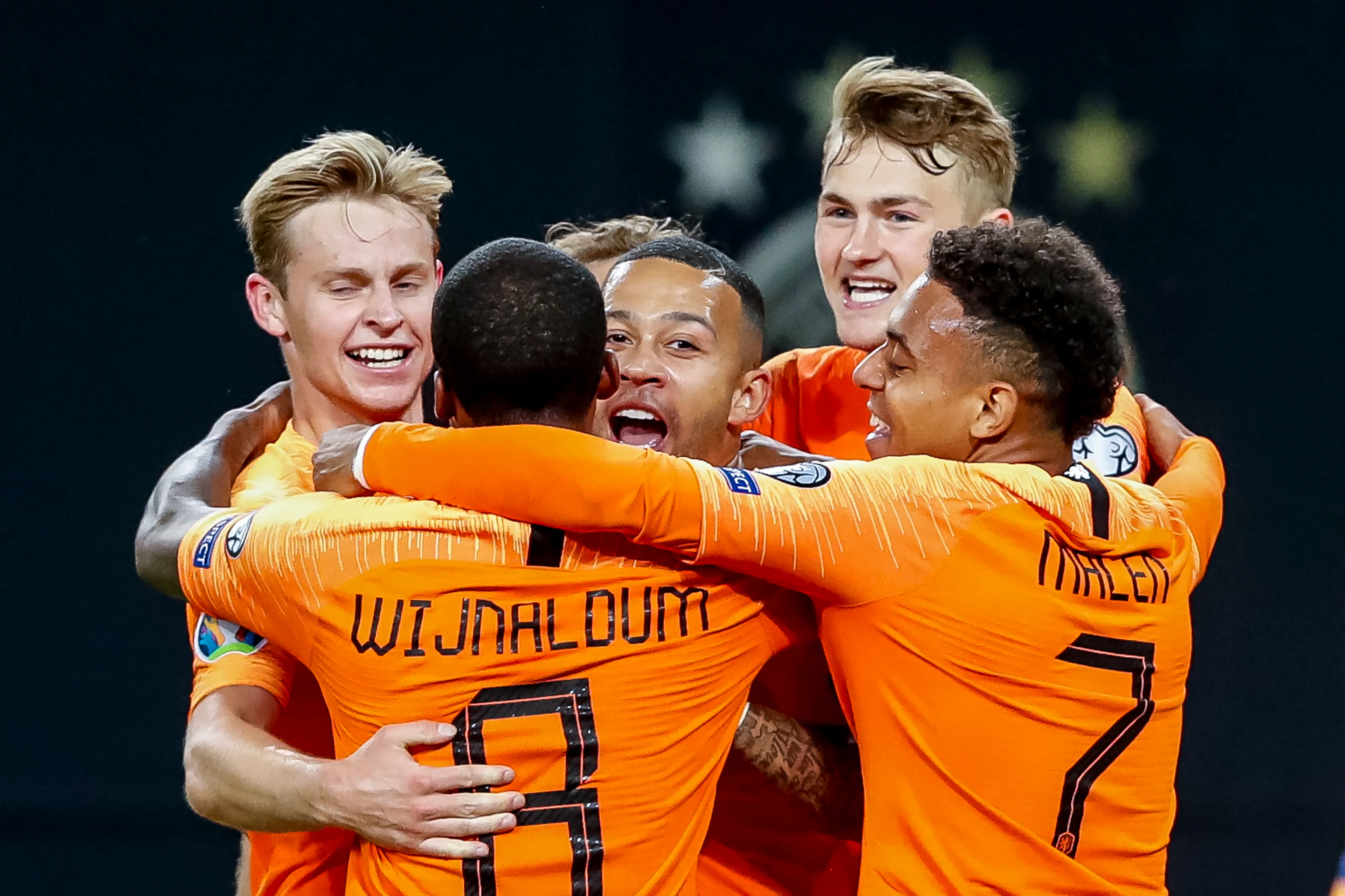 Oranje verslaat Duitsland in Hamburg