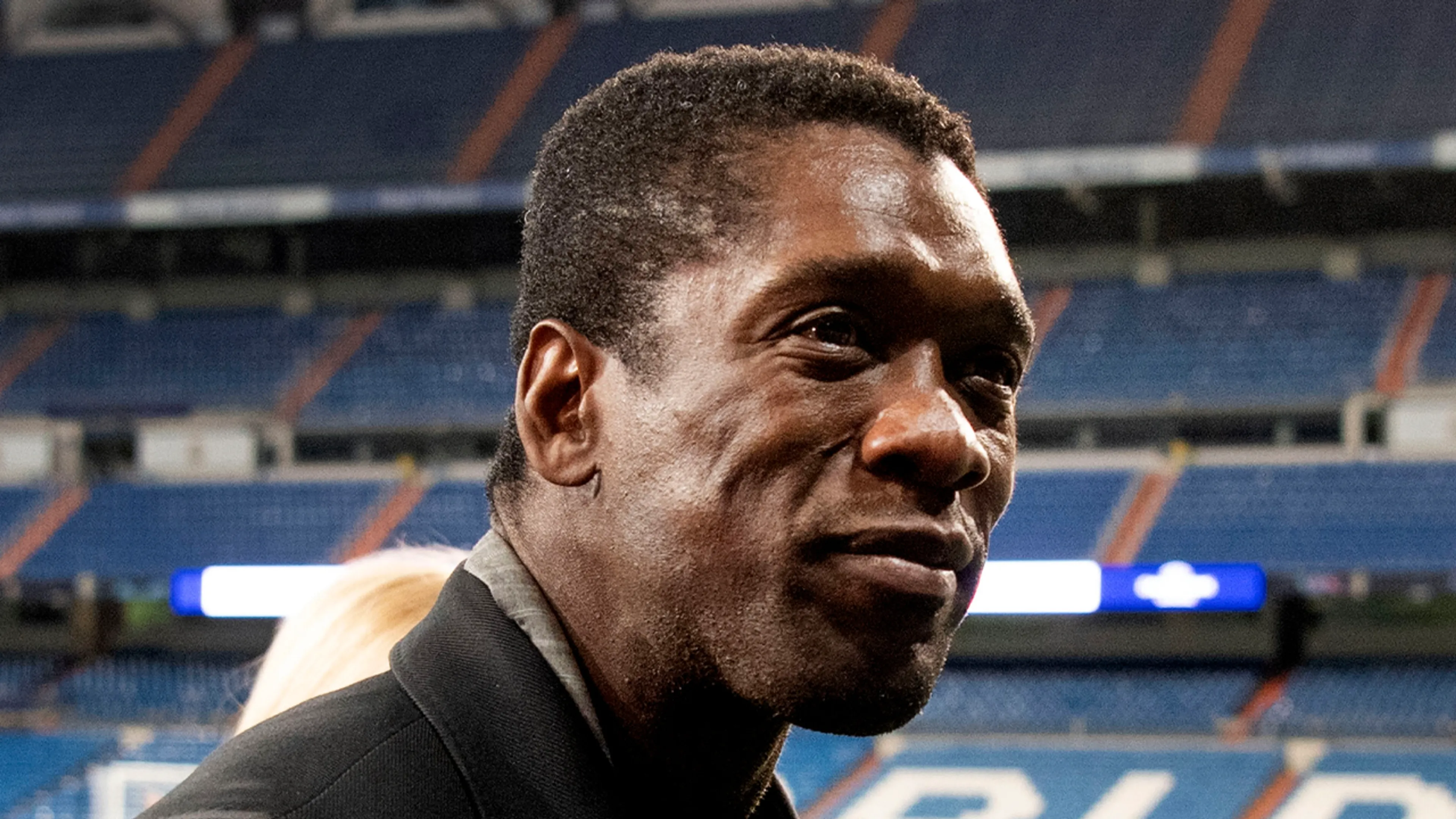 Seedorf en Kluivert winnen eerste Afrika Cup-duel met Kameroen